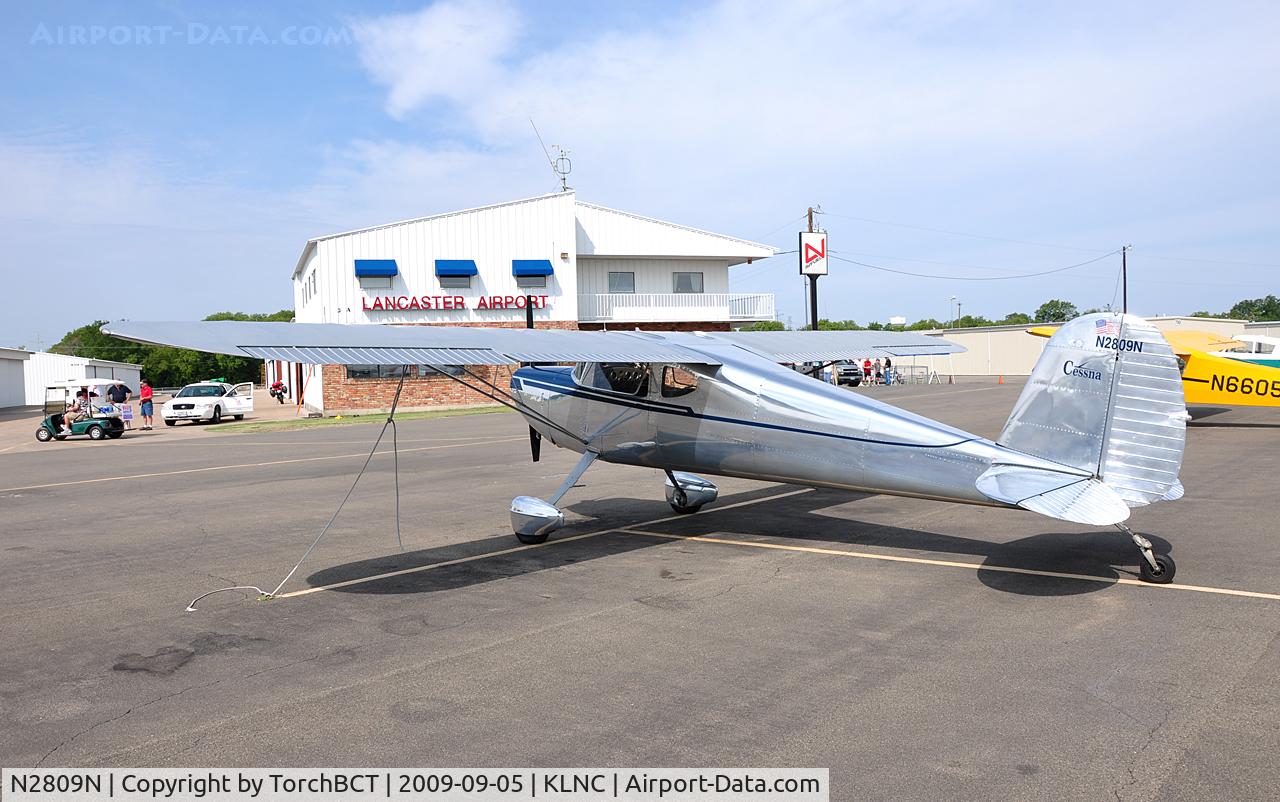 N2809N, 1947 Cessna 140 C/N 13070, Cessna 140 at Warbirds on Parade 2009.