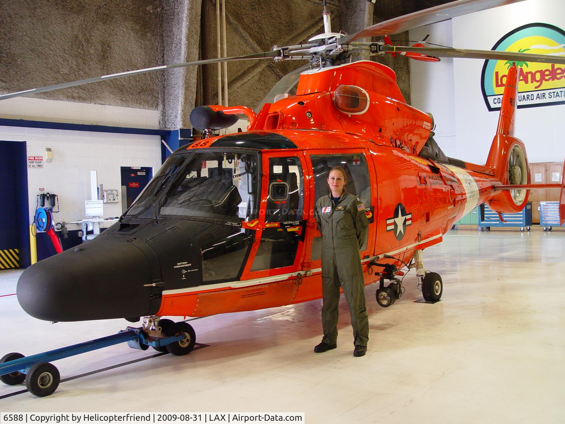 6588, Aérospatiale HH-65C Dauphin C/N 6288, Pilot Lt Whitten on stand by for an emergency call