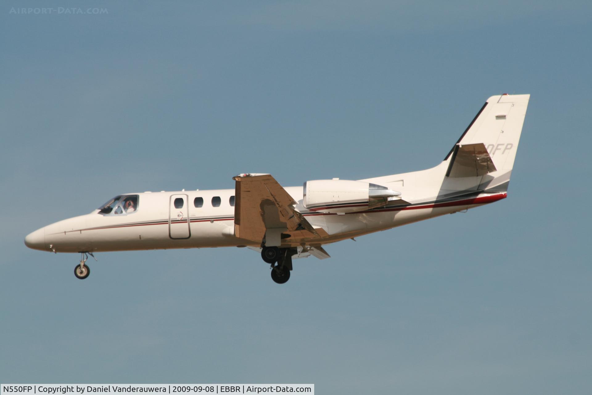 N550FP, 2002 Cessna 550 C/N 550-1024, descending to rwy 25L