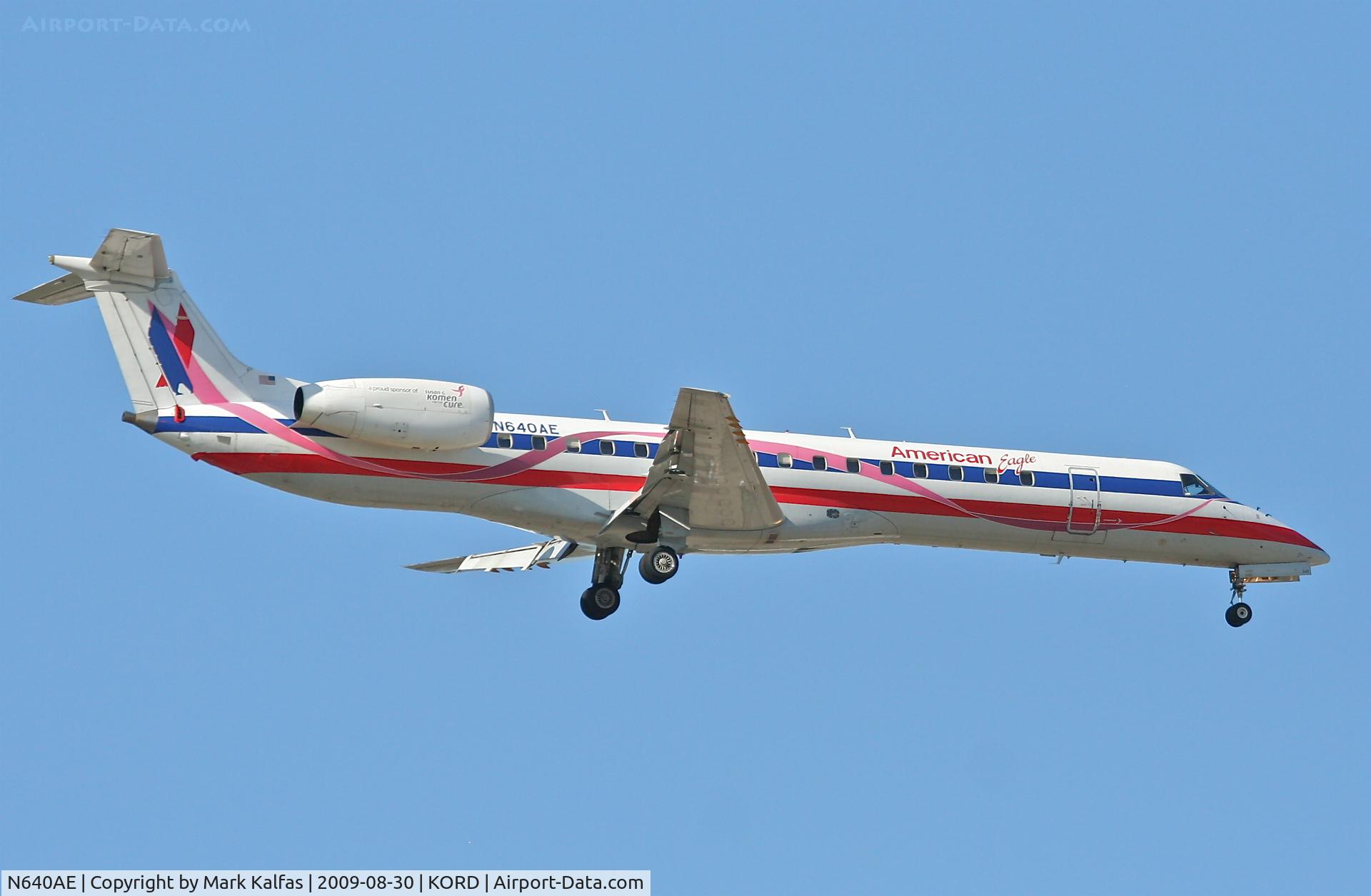 N640AE, 1999 Embraer ERJ-145LR (EMB-145LR) C/N 145183, American Eagle EMB-145LR, N640AE on final RWY 10 KORD