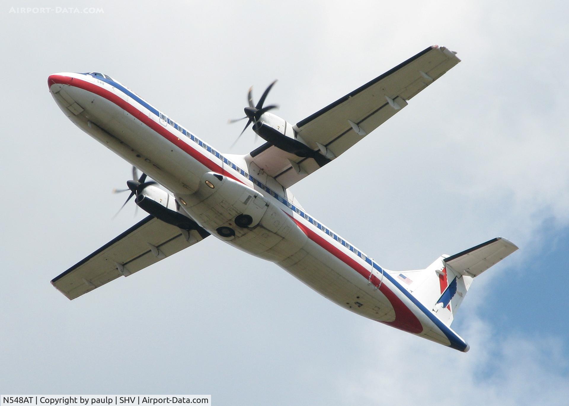 N548AT, 1998 ATR 72-212A C/N 548, Off of runway 24 at Shreveport Regional.