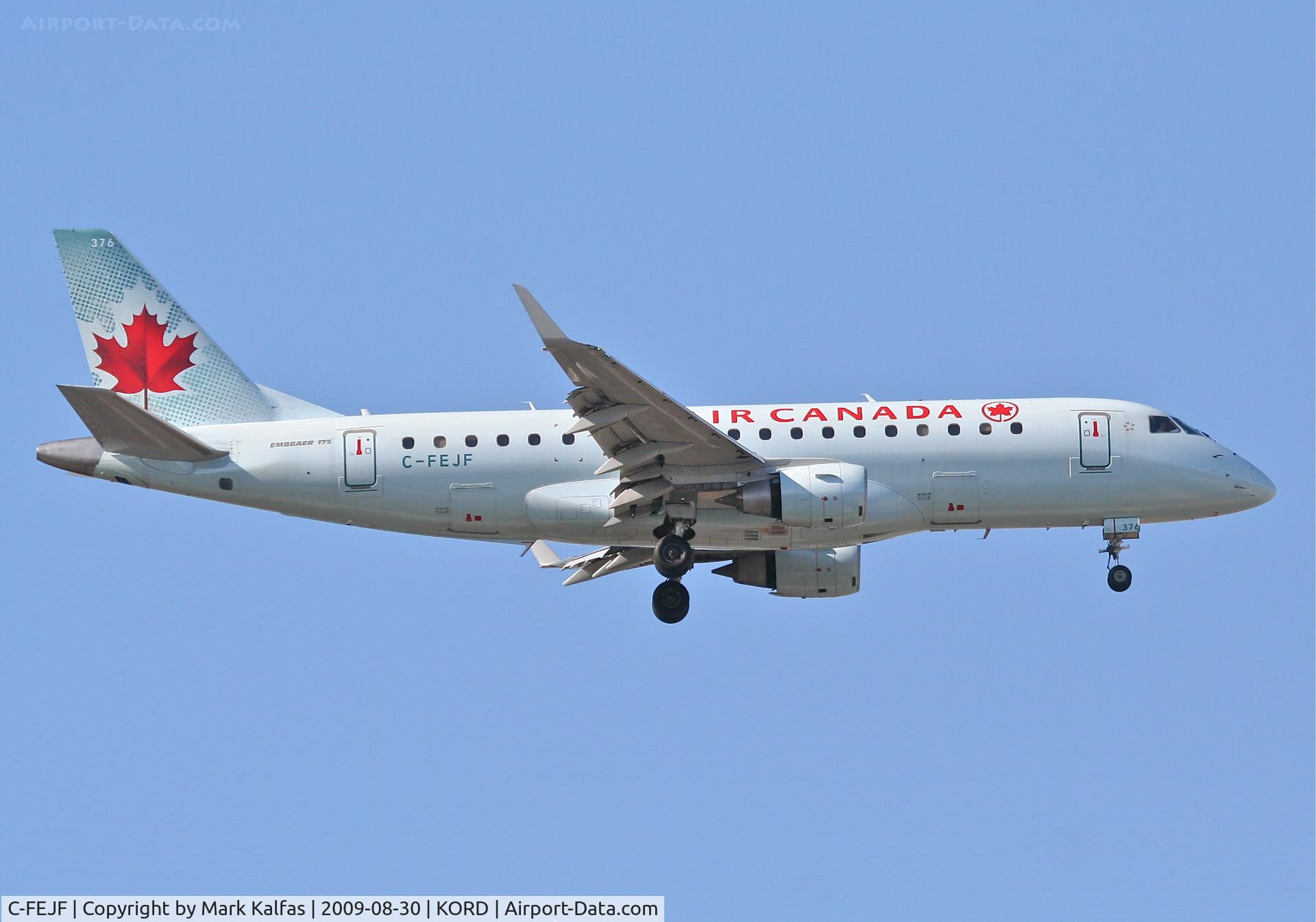 C-FEJF, 2005 Embraer 175SU (ERJ-170-200SU) C/N 17000091, Air Canada Embraer ERJ 170-200 SU, C-JEJF RWY 10 approach KORD
