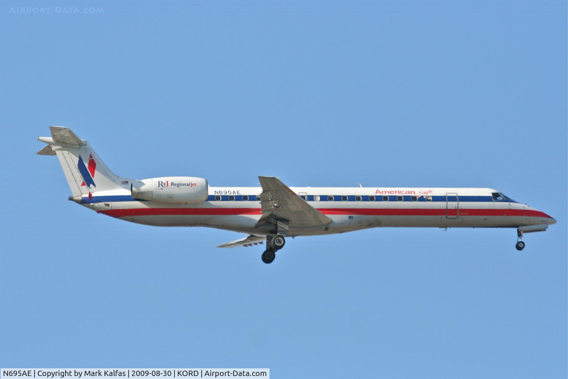 N695AE, 2004 Embraer ERJ-145LR (EMB-145LR) C/N 14500870, American Eagle EMB-145LR, N695AE on final RWY 10 KORD