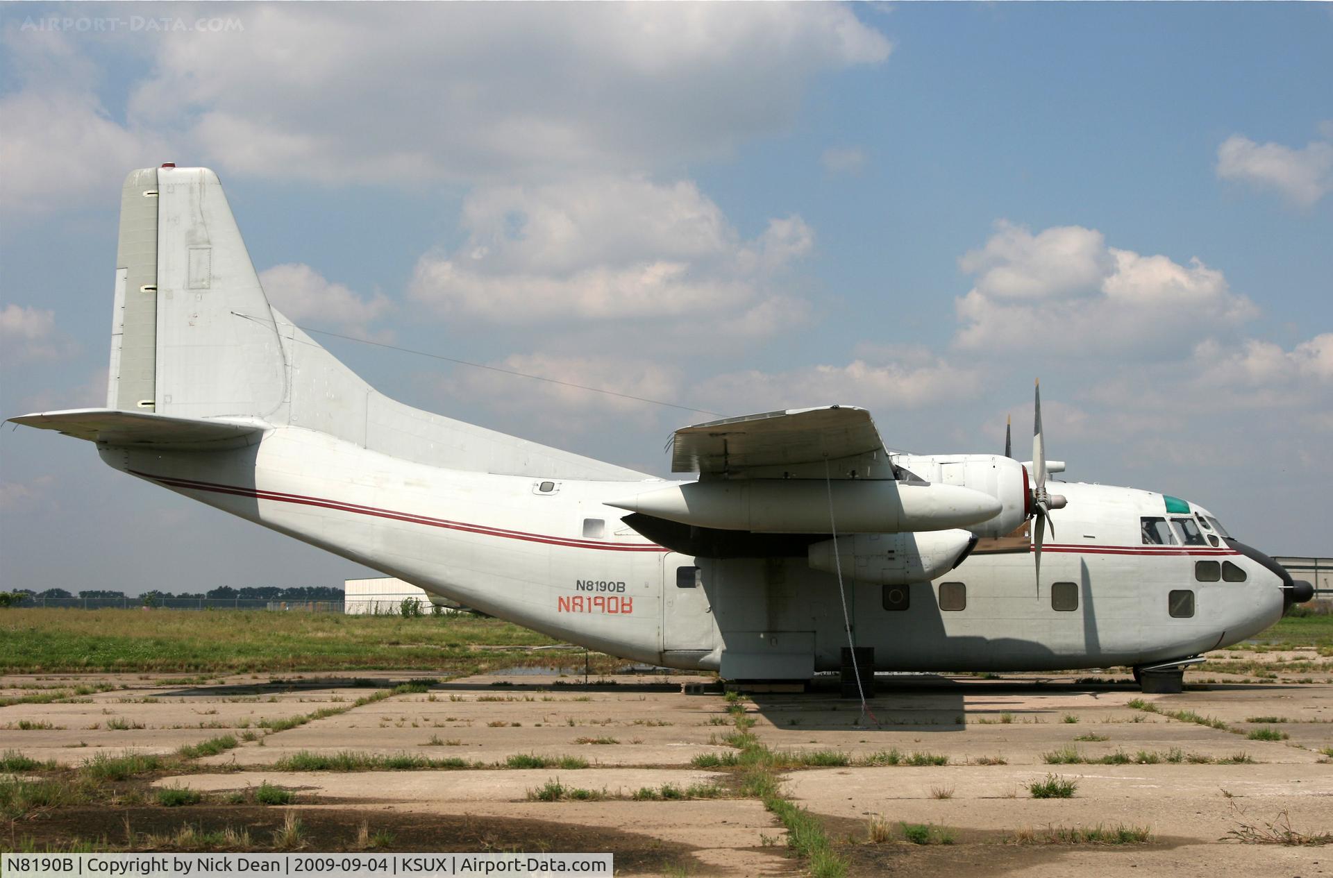 N8190B, 1954 Fairchild C-123K Provider C/N 20144, KSUX
