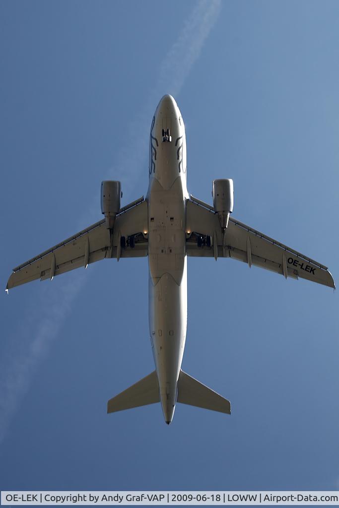 OE-LEK, 2007 Airbus A319-112 C/N 3019, NIKI A319