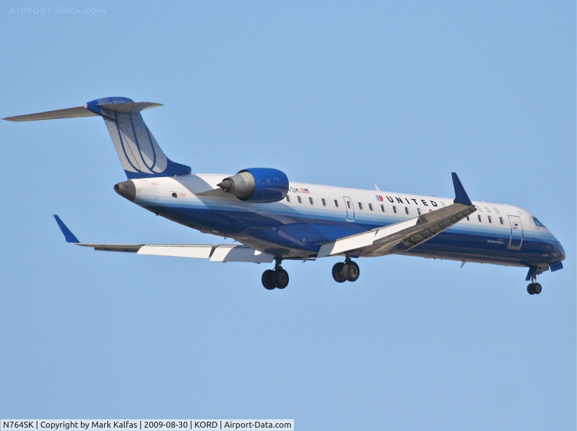 N764SK, 2005 Canadair CRJ-700 (CL-600-2C10) Regional Jet C/N 10229, sky West/ United Express Bombardier CL-600-2C10, N764SK on final RWY 10 KORD