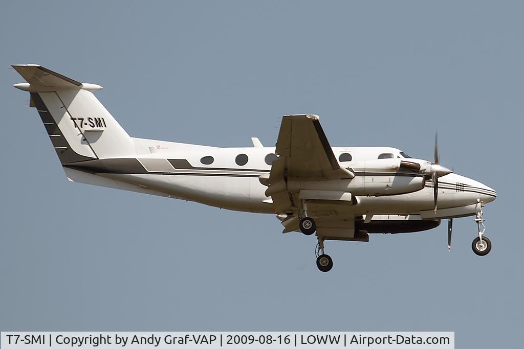 T7-SMI, 1983 Beech 200 Super King Air C/N BB-1124, Beech 200