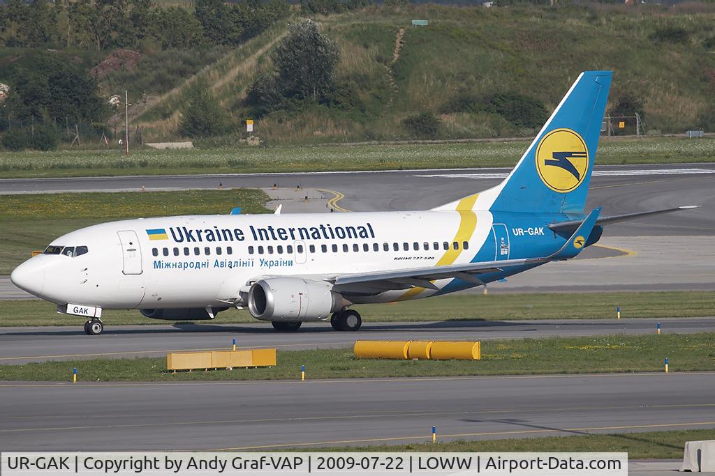 UR-GAK, 1992 Boeing 737-5Y0 C/N 26075, Ukraine International 737-500