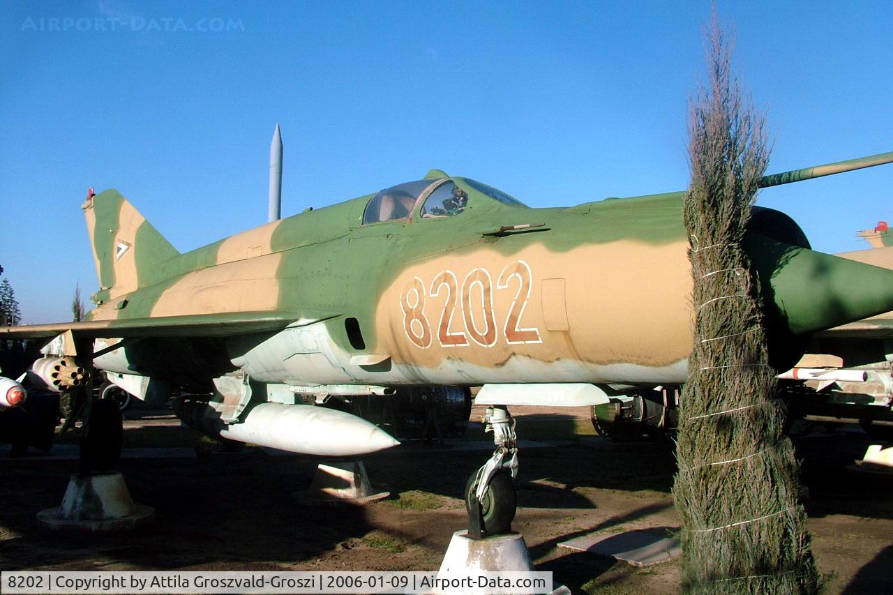8202, 1974 Mikoyan-Gurevich MiG-21MF C/N 968202, Kecel Military technical park, Hungary