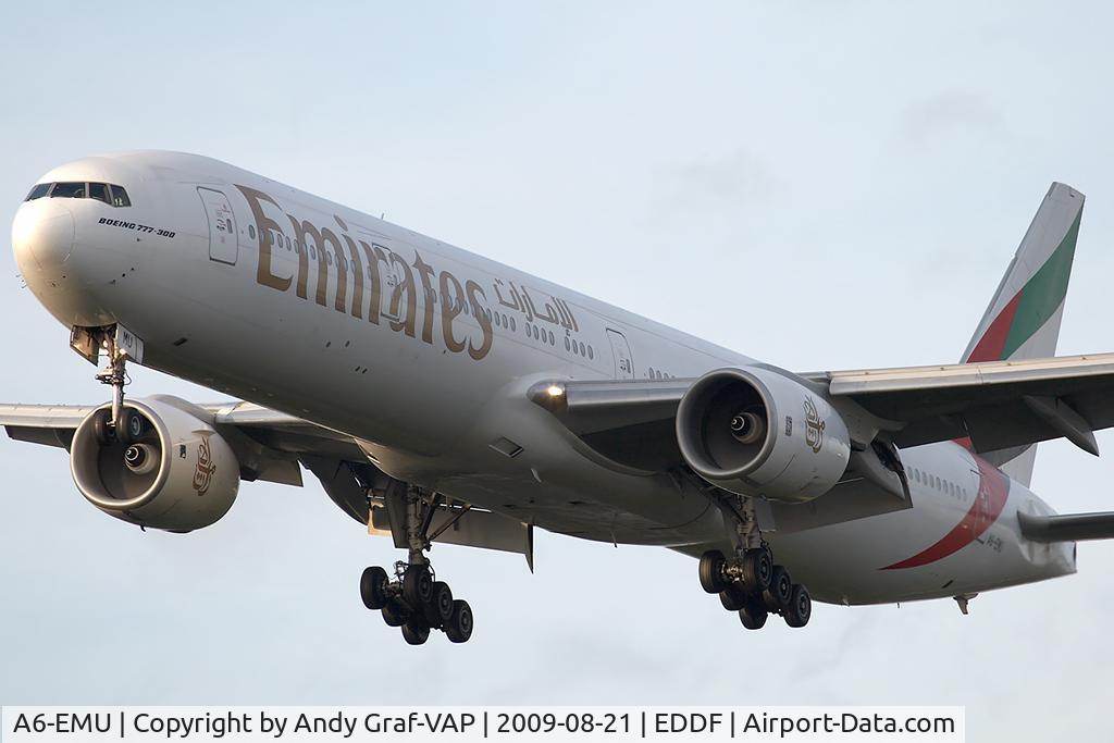 A6-EMU, 2002 Boeing 777-31H C/N 29064, Emirates 777-300