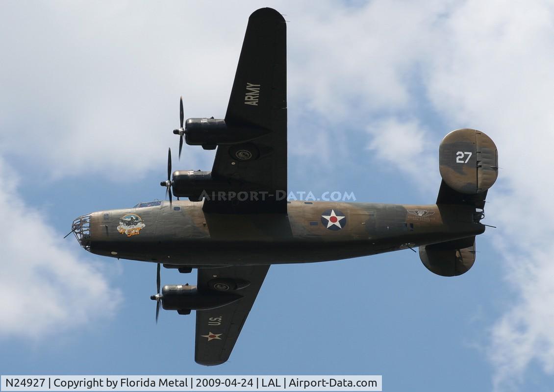 N24927, 1940 Consolidated Vultee RLB30 (B-24) C/N 18, Ol 927 B-24