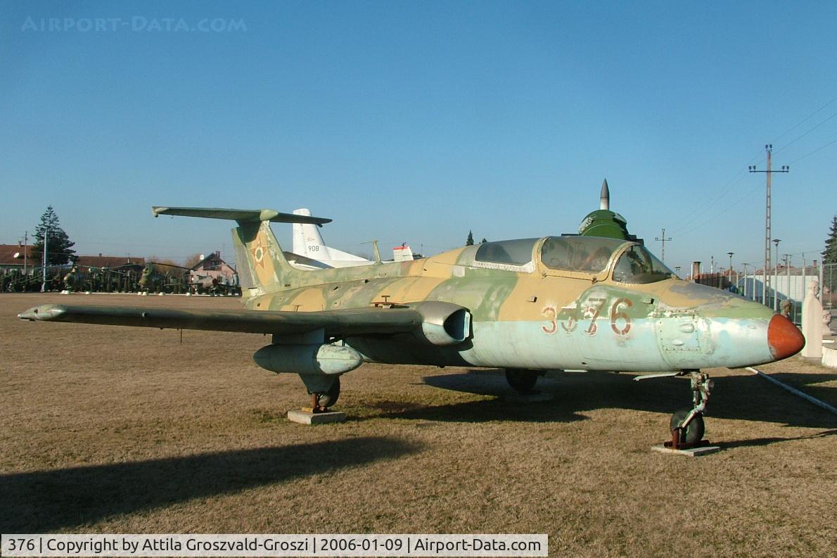 376, 1965 Aero L-29 Delfin C/N 591376, Kecel Military technical park, Hungary