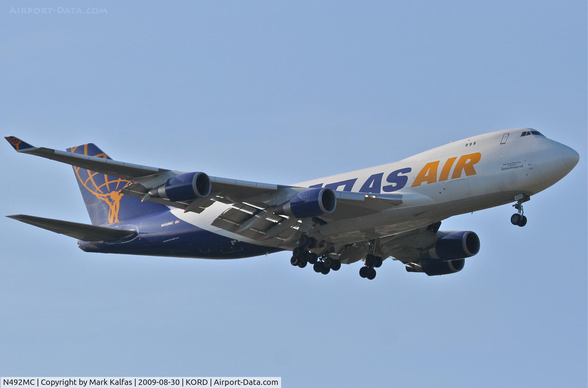 N492MC, 1998 Boeing 747-47UF C/N 29253, Atlas Air Boeing 747-47UF/SCD, N492MC on approach RWY 10 KORD