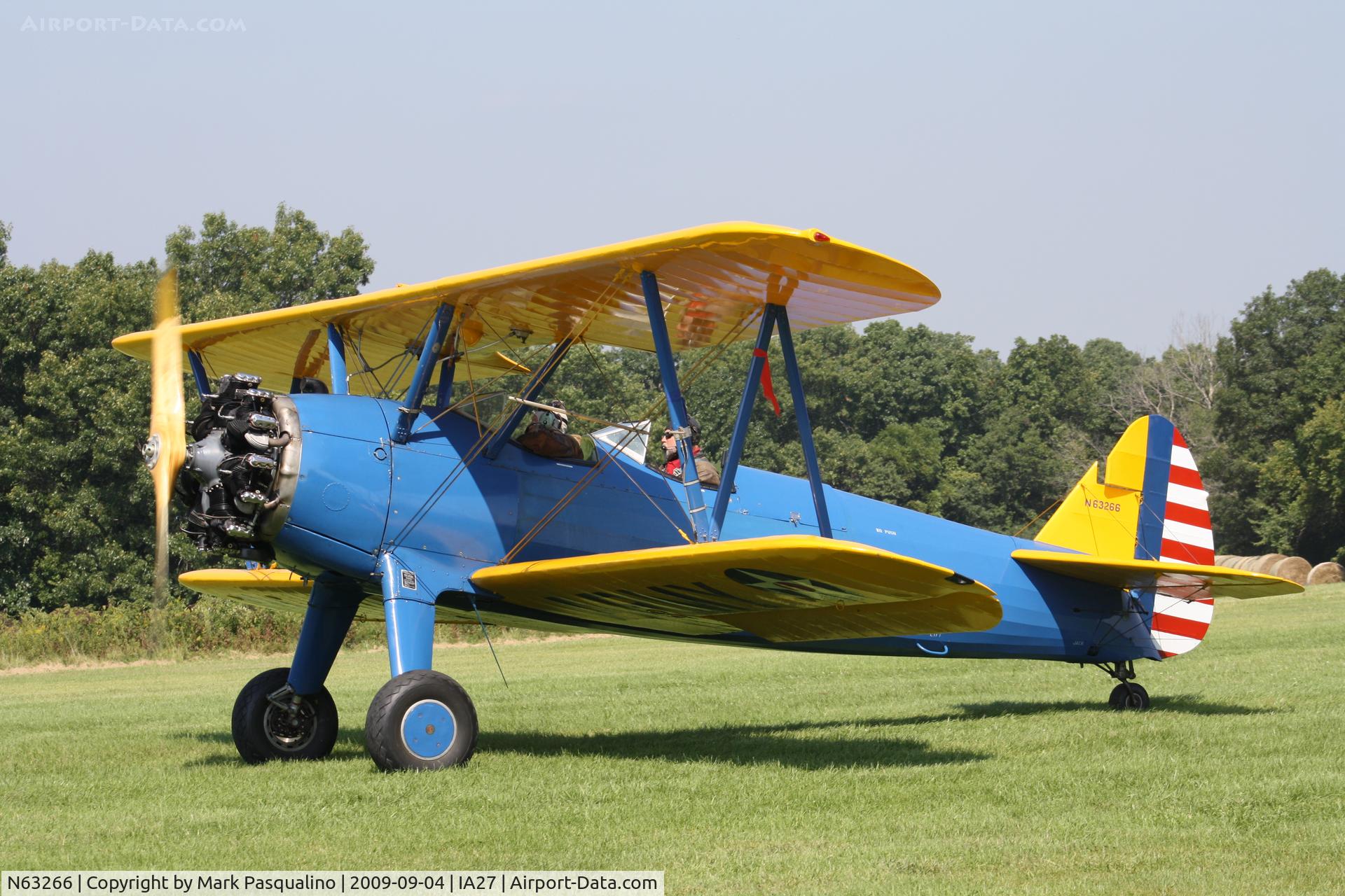N63266, 1942 Boeing A75N1(PT17) C/N 75-3049, Stearman