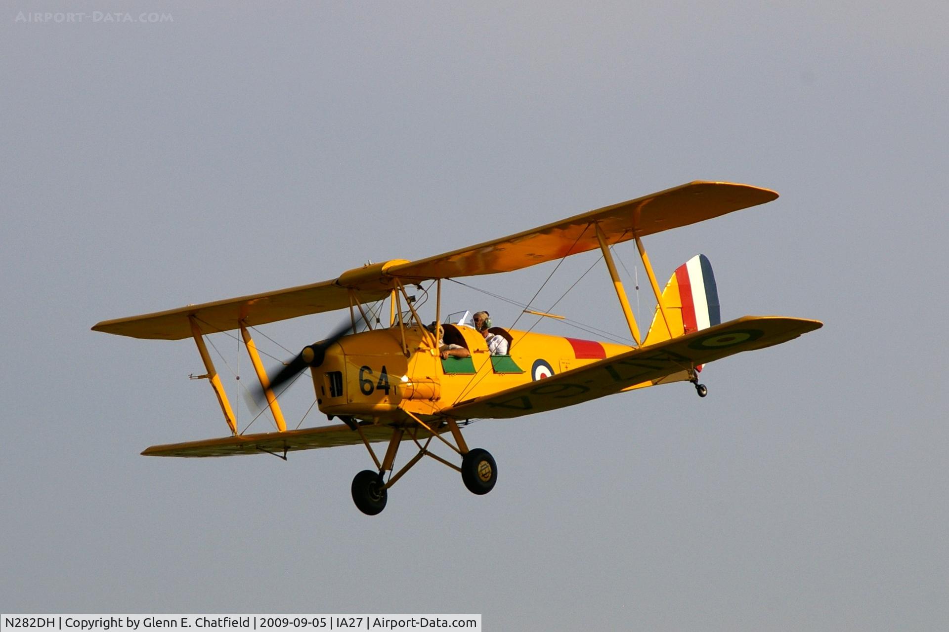 N282DH, 1940 De Havilland Australia DH-82A Tiger Moth C/N DHA61, At the Antique Airplane Association Fly In