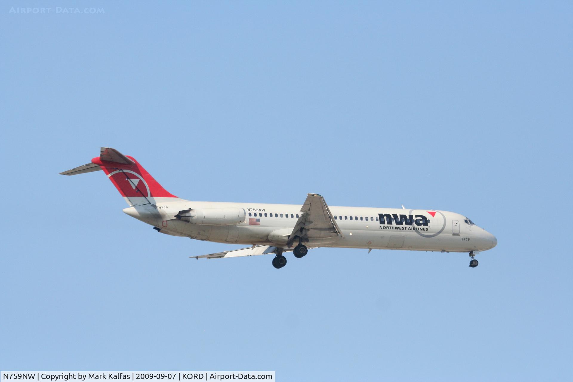 N759NW, 1968 Douglas DC-9-41 C/N 47287, Northwest Airlines Mcdonnell Douglas DC-9-41, N759NW RWY 10 approach KORD