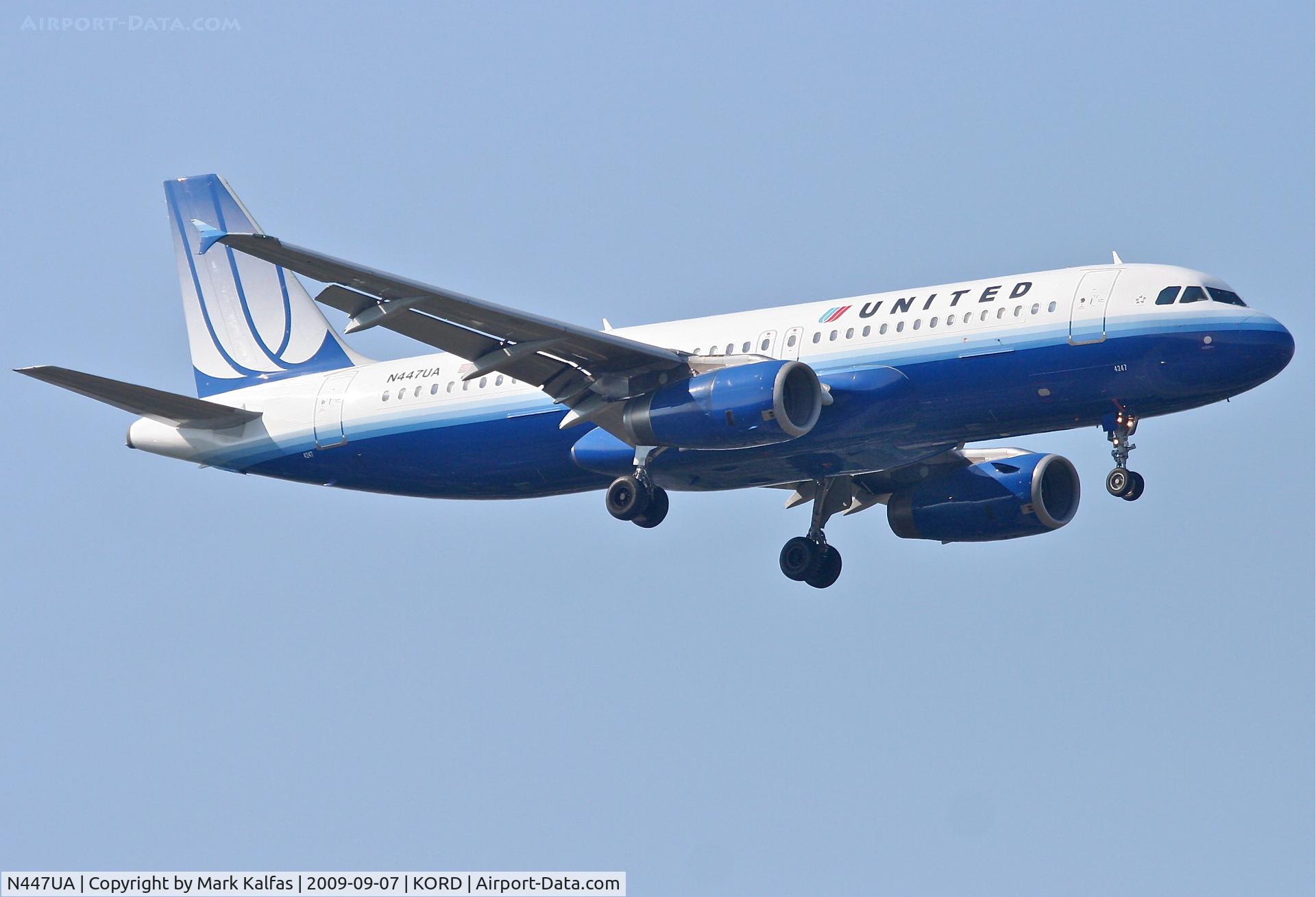 N447UA, 1998 Airbus A320-232 C/N 836, United Airlines A320-232, N447UA RWY 10 approach KORD