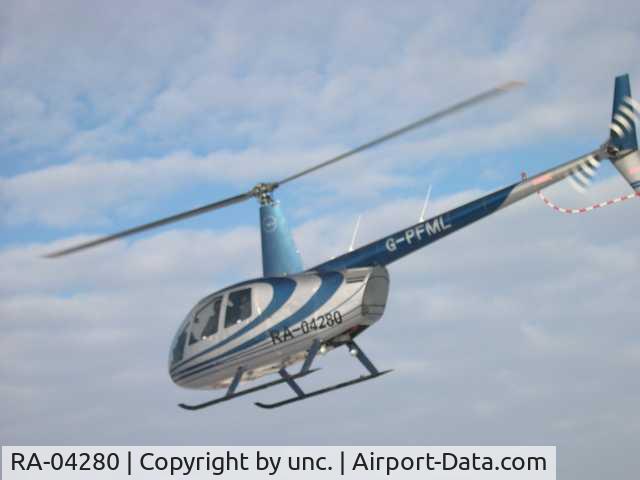 G-PFML, 1994 Robinson R44 Astro C/N 0082, Siberia, Russia