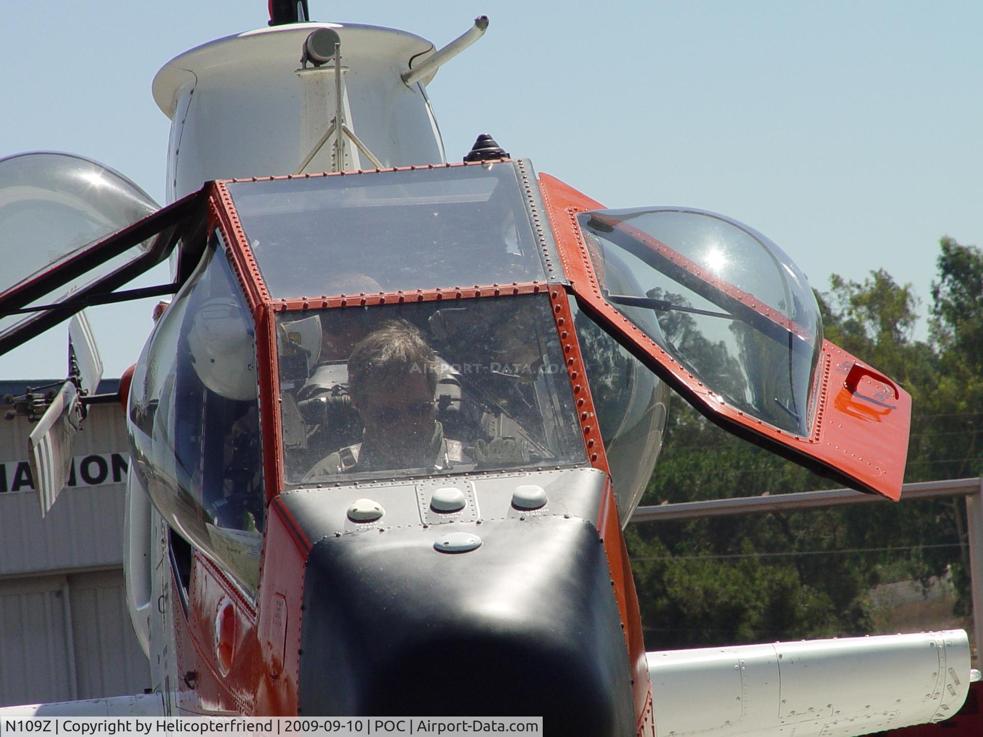 N109Z, 1969 Bell AH-1F Cobra C/N 20854, Preparing to start up and leave