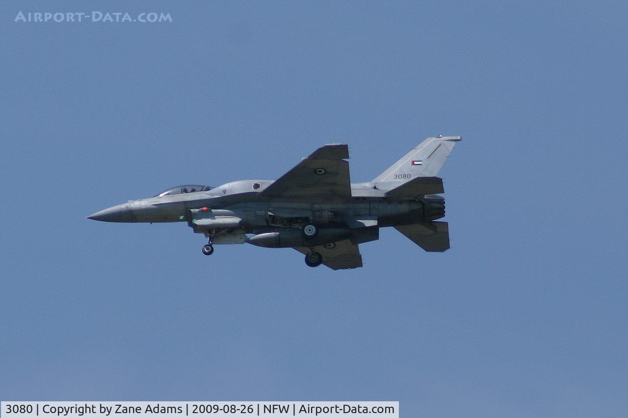 3080, 2000 Lockheed Martin F-16E Fighting Falcon C/N RE-55, Ladning at Navy Fort Worth