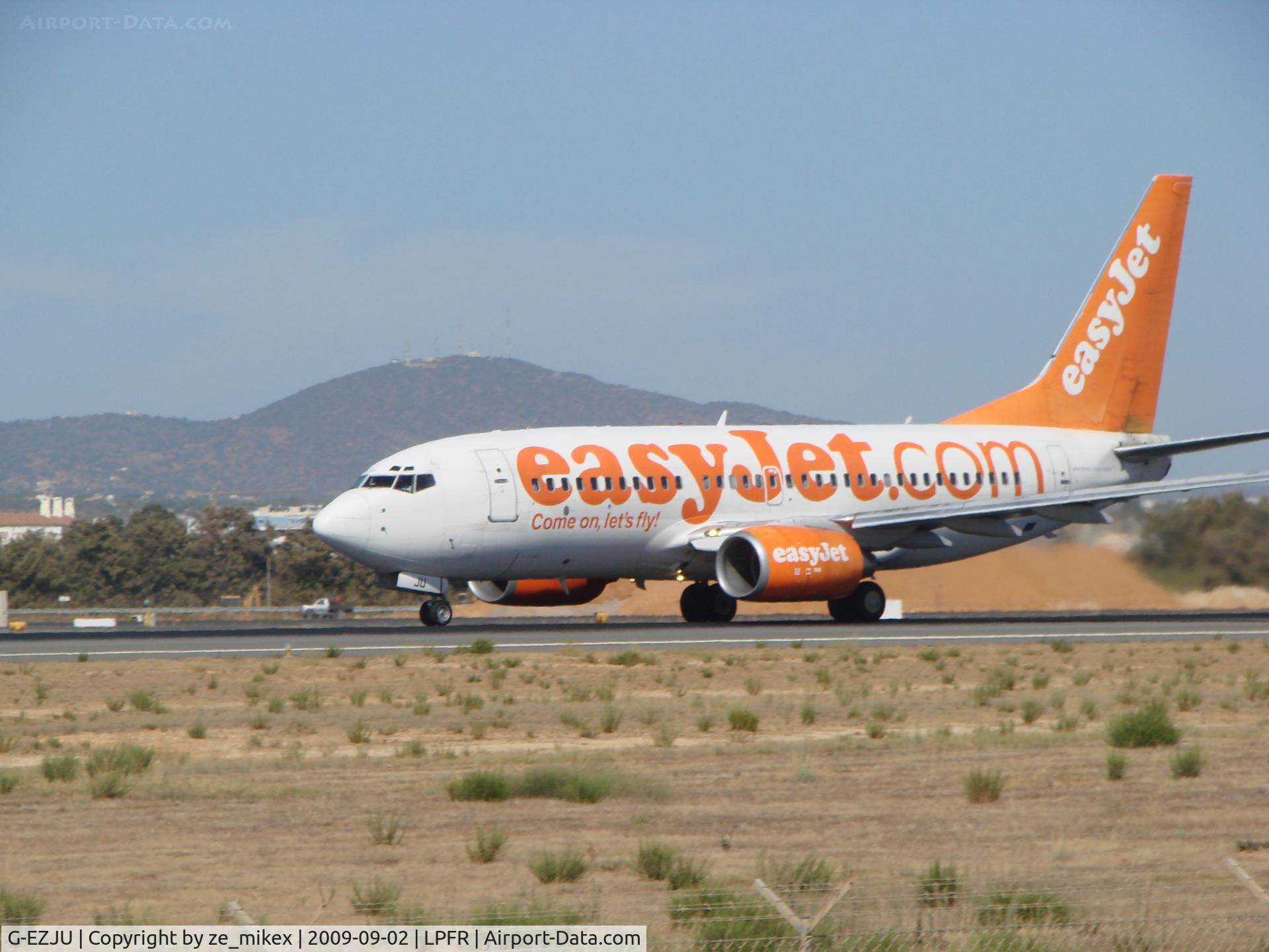 G-EZJU, 2003 Boeing 737-73V C/N 32416, Taking off at FARO