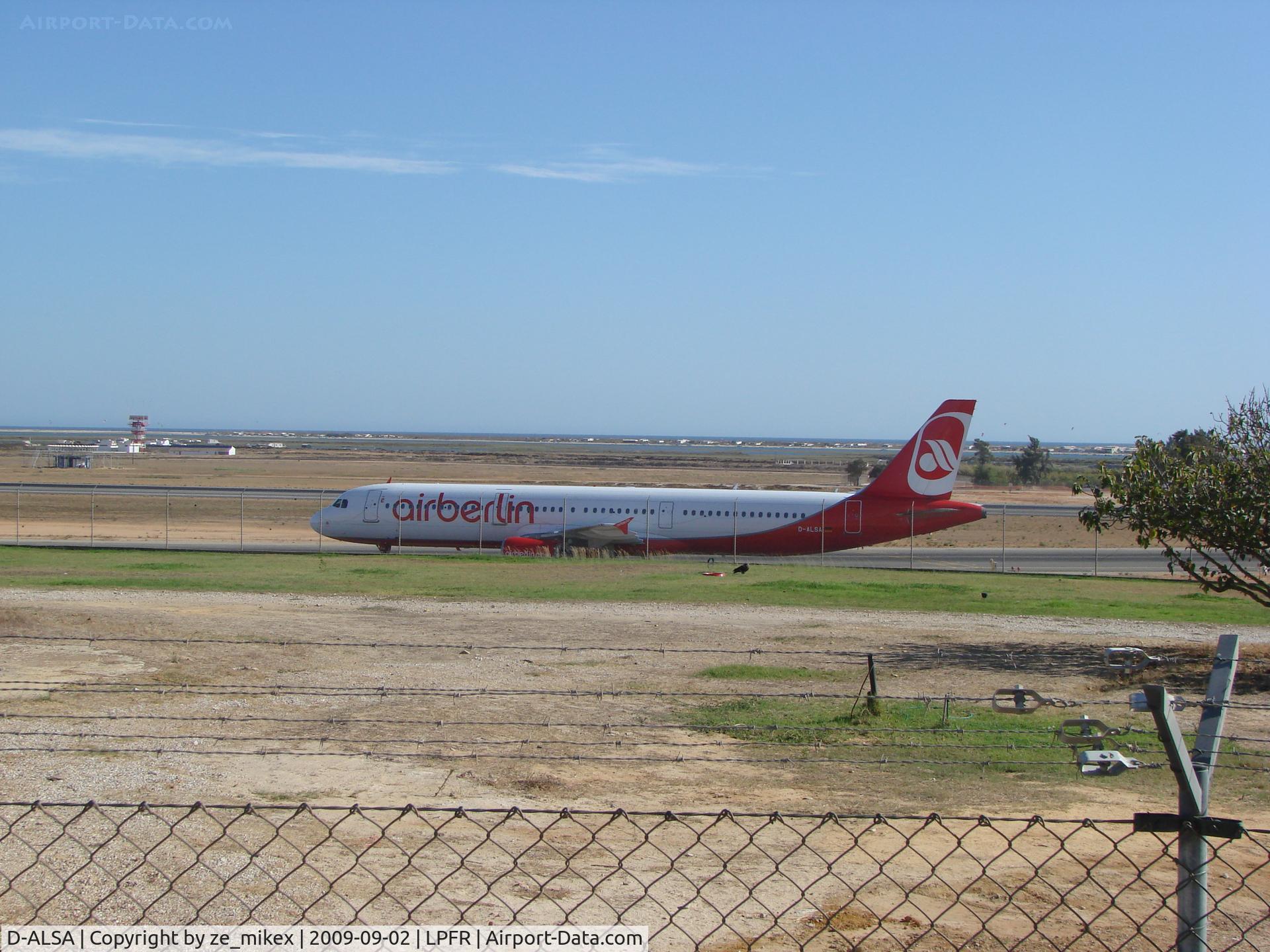 D-ALSA, 2001 Airbus A321-211 C/N 1629, Passing on  via taxi to parking.