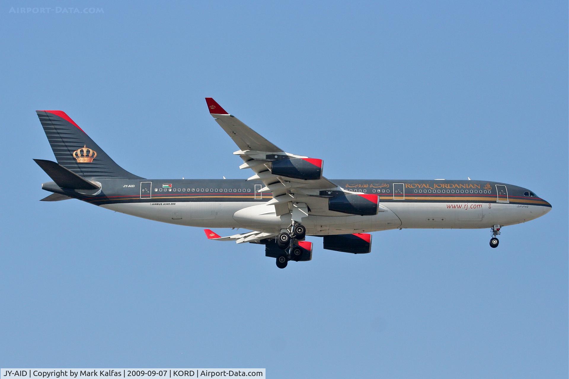 JY-AID, 1993 Airbus A340-211 C/N 022, Royal Jordanian A340-211, JY-AIA, RWY 10 approach KORD