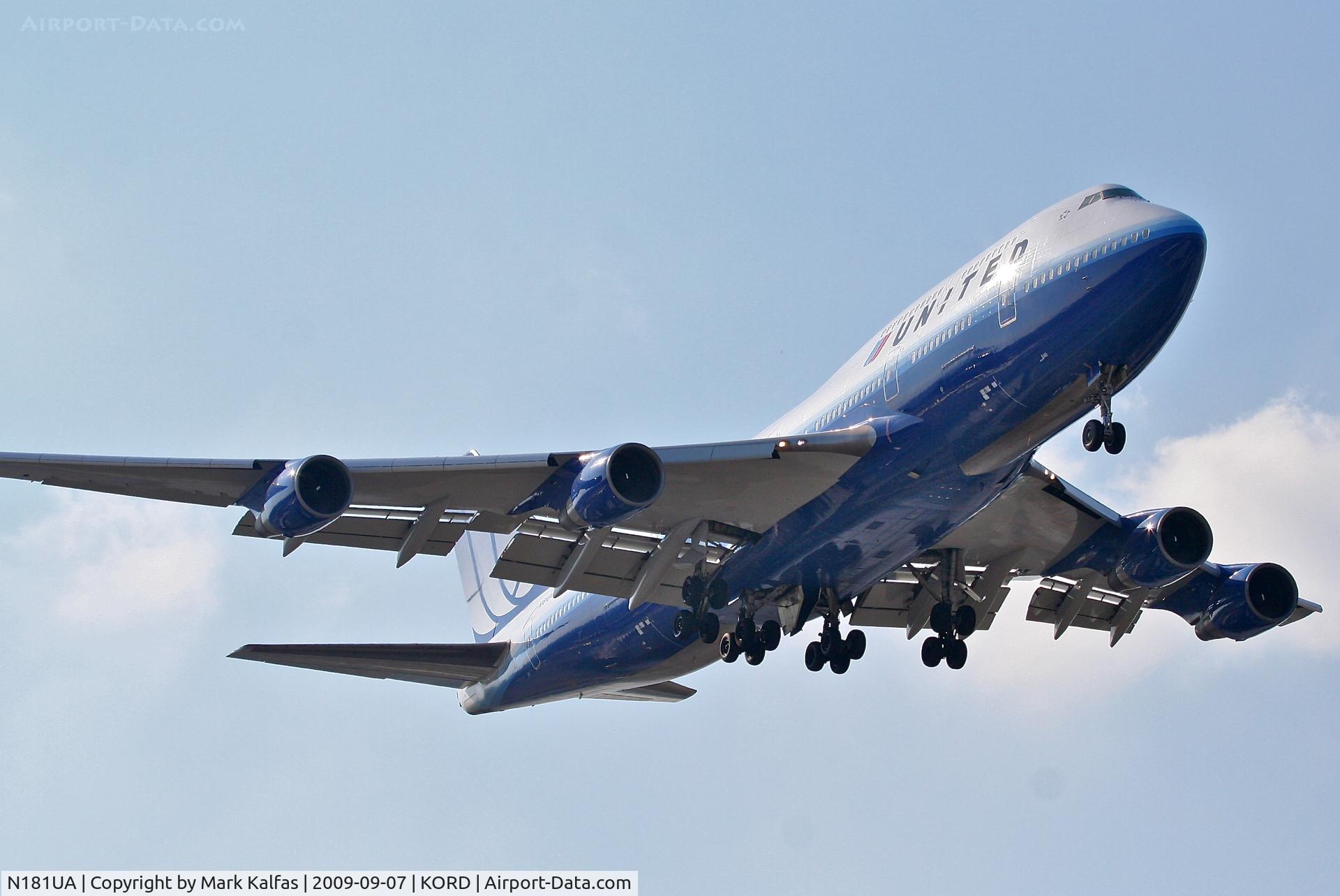 N181UA, 1991 Boeing 747-422 C/N 25278, United Airlines Boeing 747-422, N181UA short final RWY 10 KORD