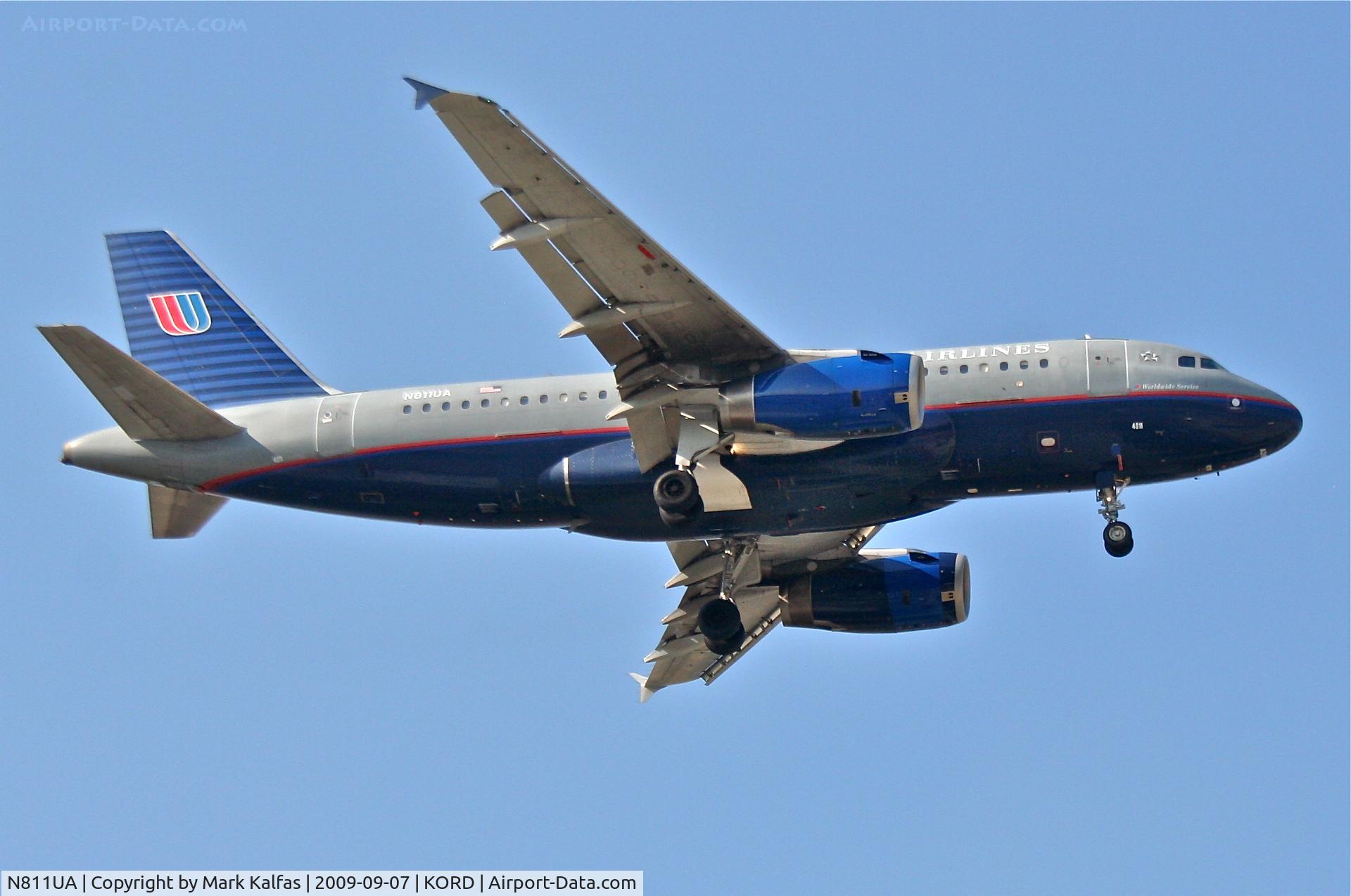 N811UA, 1998 Airbus A319-131 C/N 847, United Airlines A319-131, N811UA short final RWY 10 KORD