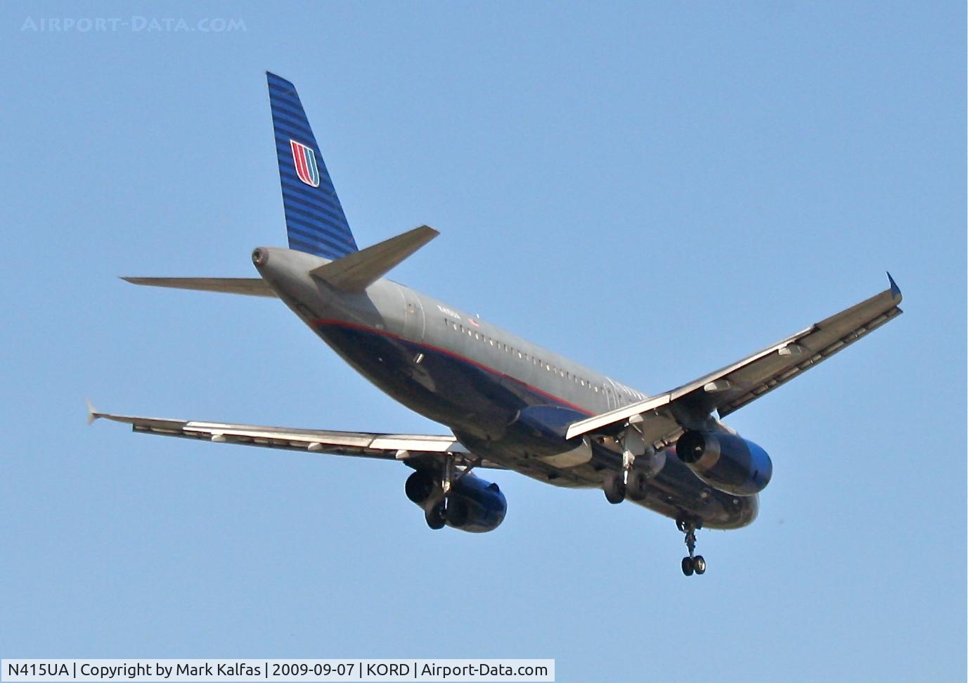 N415UA, 1994 Airbus A320-232 C/N 475, United Airlines A320-232, N415UA short final RWY 10 KORD