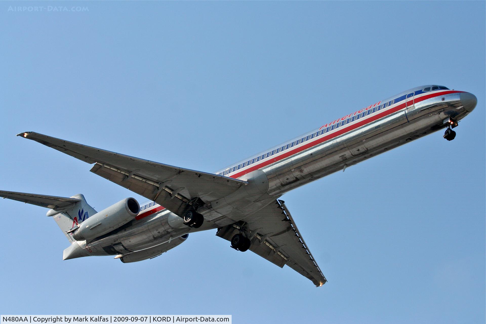 N480AA, 1988 McDonnell Douglas MD-82 (DC-9-82) C/N 49655, American Airlines Mcdonnell Douglas MD-82, N480AA  RWY 10 approach KORD