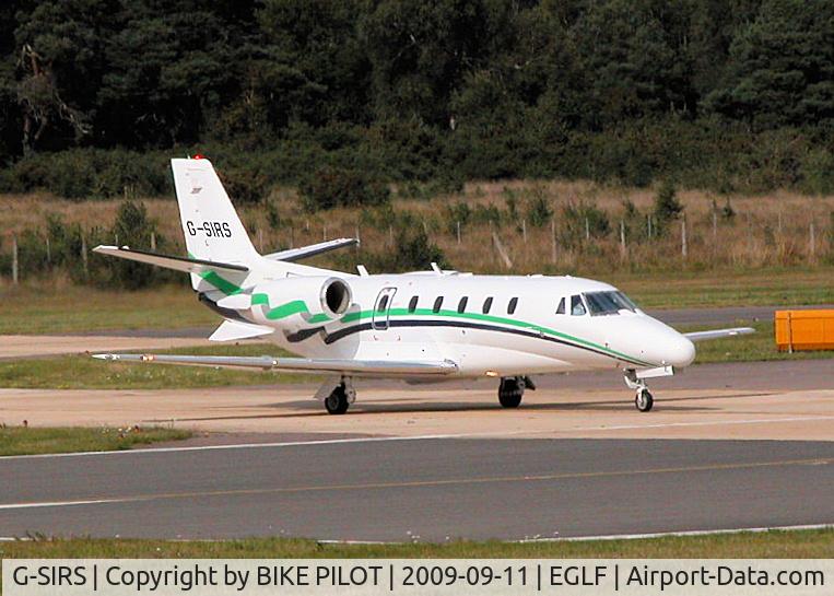 G-SIRS, 2001 Cessna 560XL Citation Excel C/N 560-5185, ENTERING RWY 26 TO BACK TRACK. LONDON EXECUTIVE AVIATION LTD