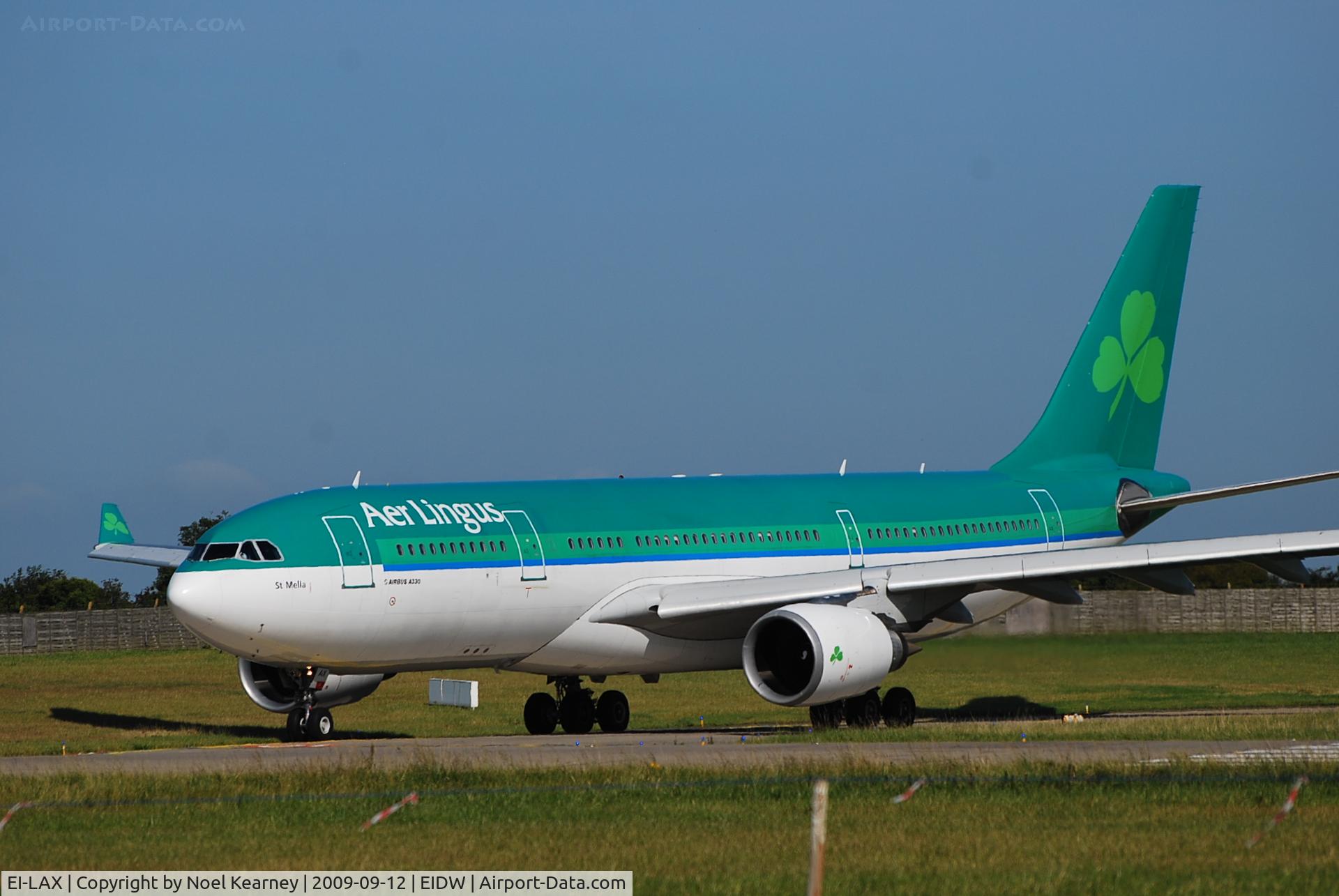 EI-LAX, 1999 Airbus A330-202 C/N 269, Awaiting line up clearance Rwy 10