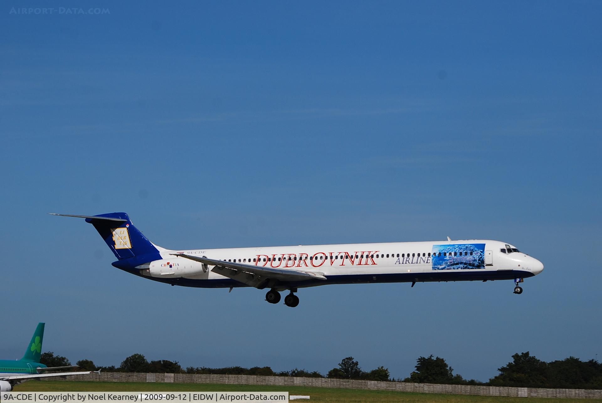 9A-CDE, 1981 McDonnell Douglas MD-82 (DC-9-82) C/N 48066, Landing Rwy 10