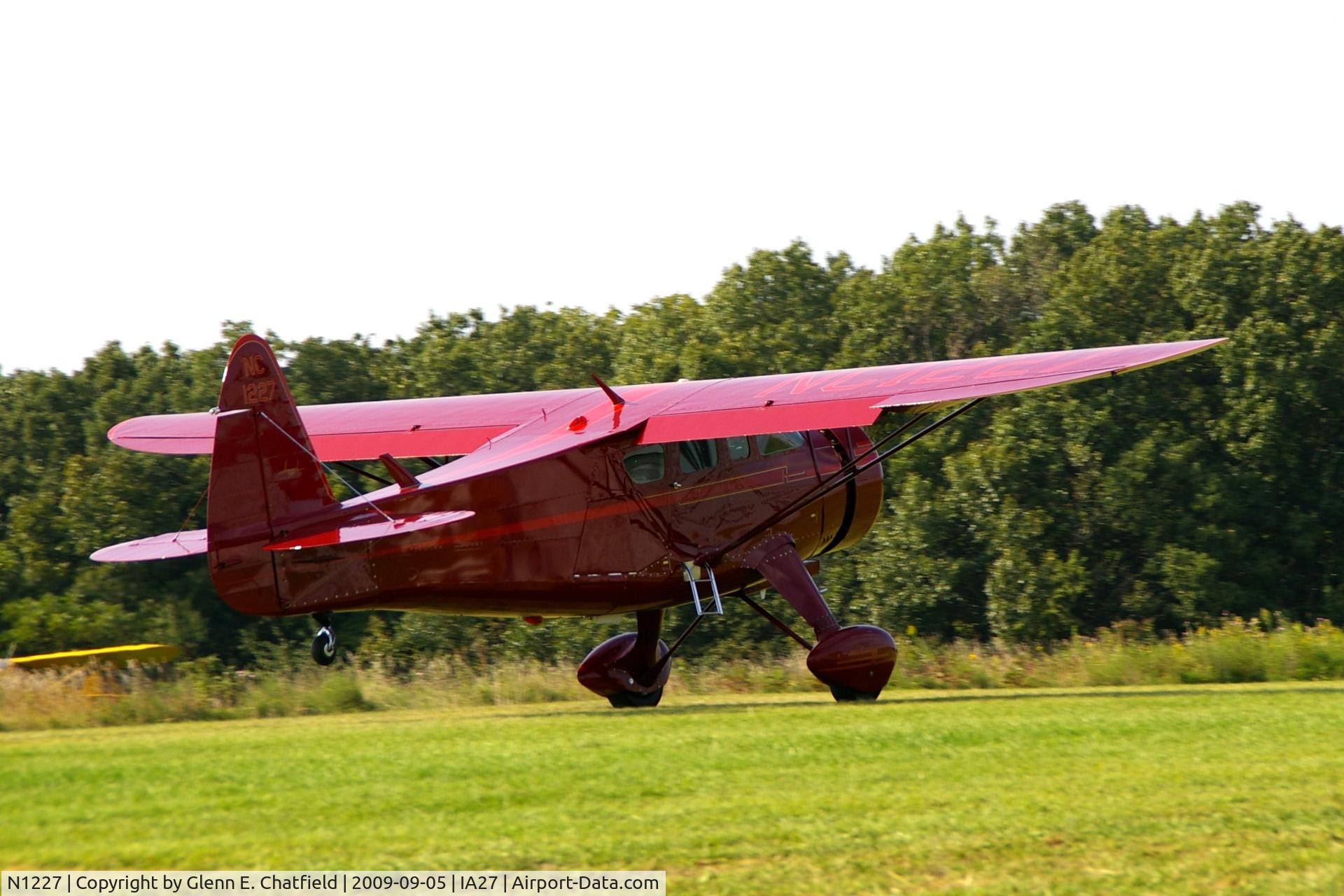 N1227, 1940 Howard Aircraft DGA-15P C/N 516, At the Antique Airplane Association Fly In.  Was UC-70B 42-49075