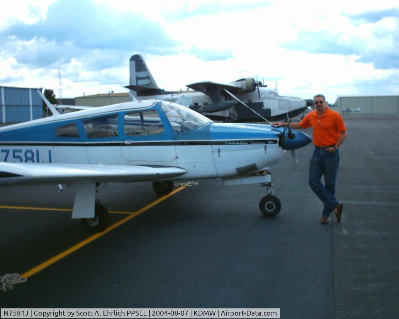 N7581J, 1968 Piper PA-28R-180 Cherokee Arrow C/N 28R-30971, N7581J at KDMW