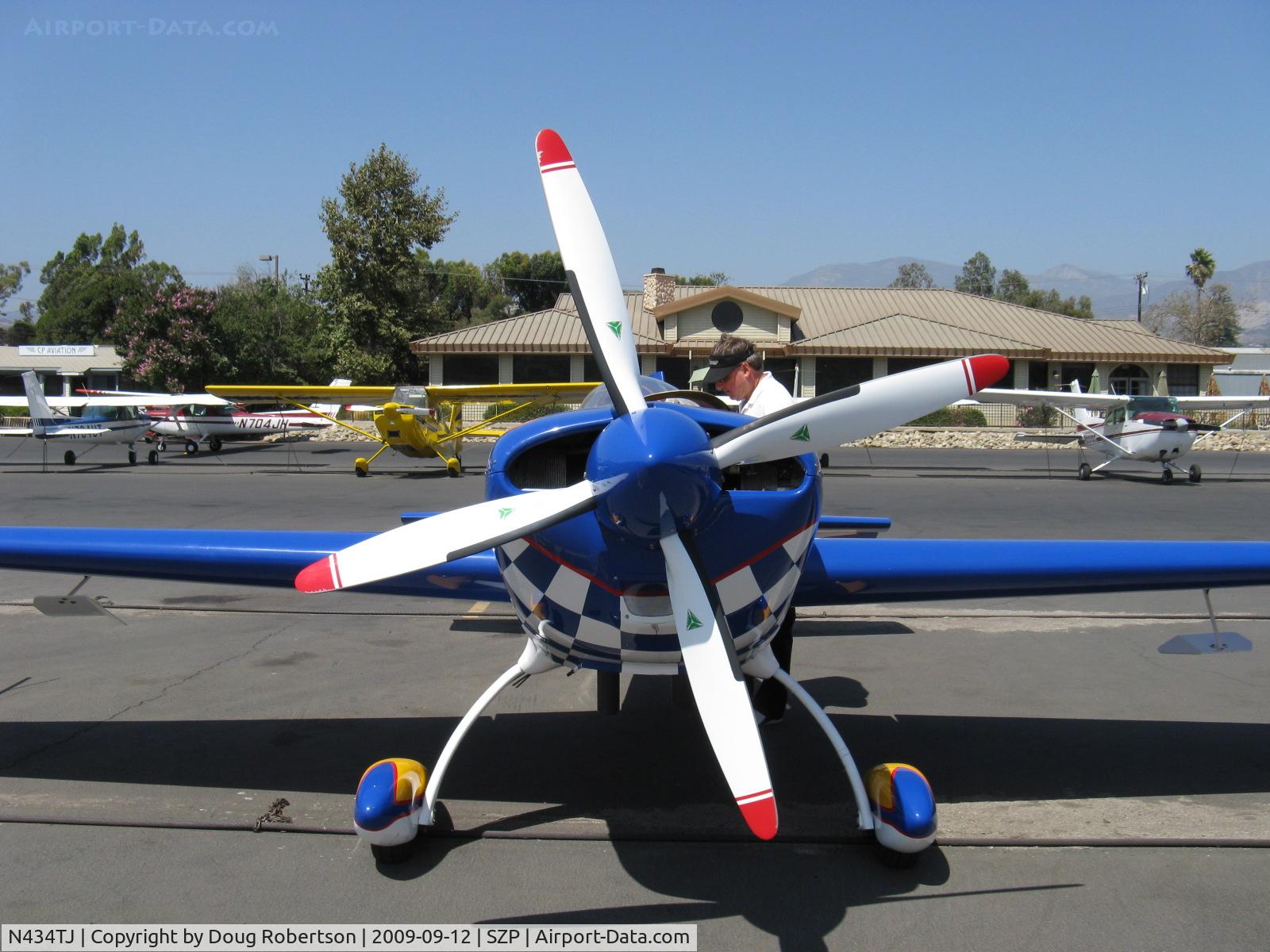 N434TJ, 1994 Extra EA-300S C/N 019, 1994 Extra Flugzeugbau Gmbh EA 300/S, Lycoming AEIO-540 300 Hp, short wing version, four-blade prop