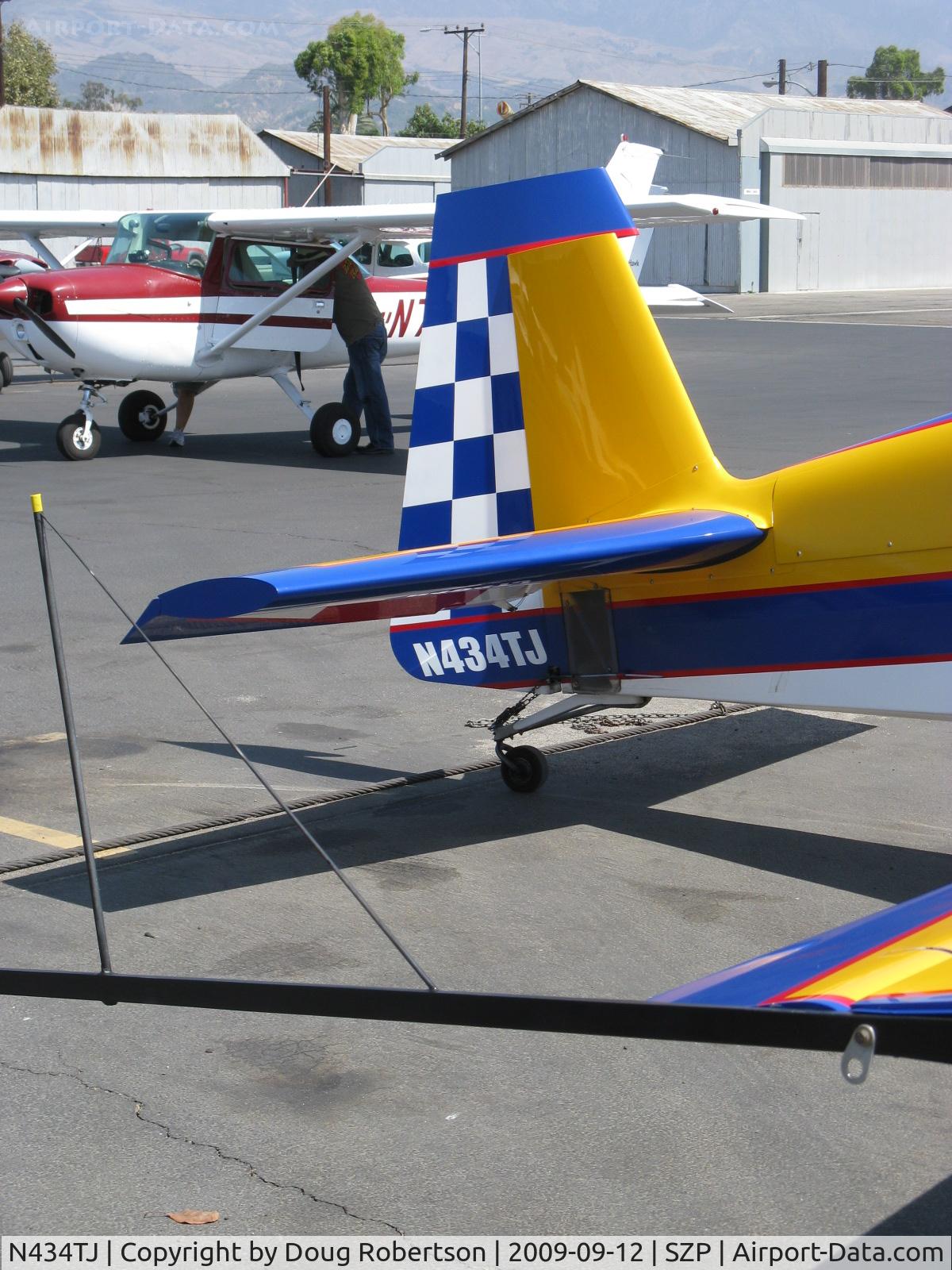 N434TJ, 1994 Extra EA-300S C/N 019, 1994 Extra Flugzeugbau Gmbh EA 300/S, Lycoming AEIO-540 300 Hp, short wing version, checkerboard tail