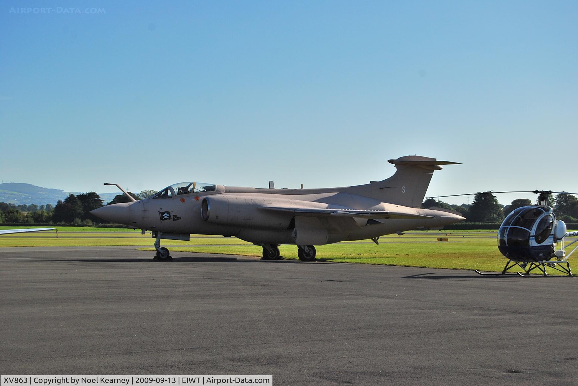 XV863, 1968 Hawker Siddeley Buccaneer S.2B C/N B3-12-67, In retirement now after seeing service for the RAF in the first Gulf War.