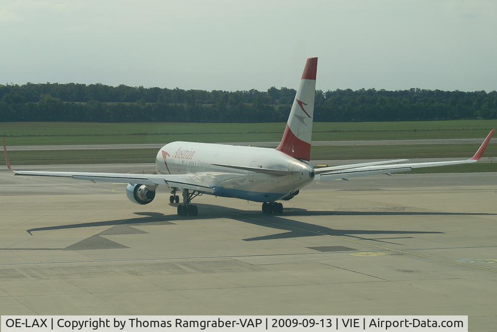 OE-LAX, 1992 Boeing 767-3Z9/ER C/N 27095, Austrian Airlines Boeing 767-300