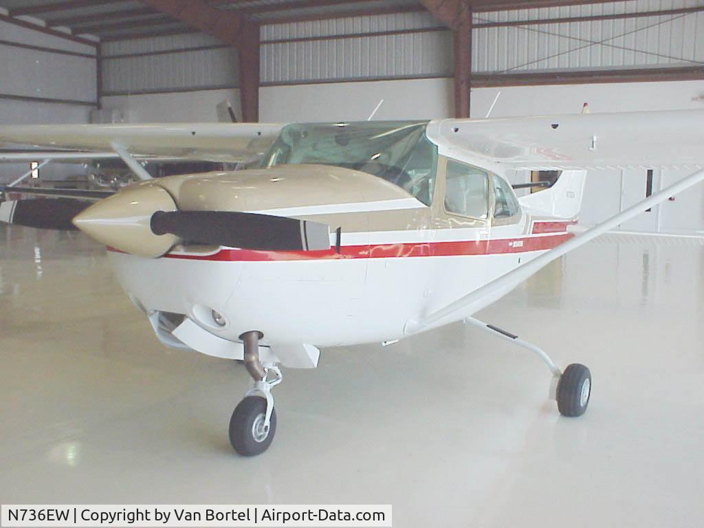 N736EW, 1978 Cessna TR182 Turbo Skylane RG C/N R18200726, Clean TR182