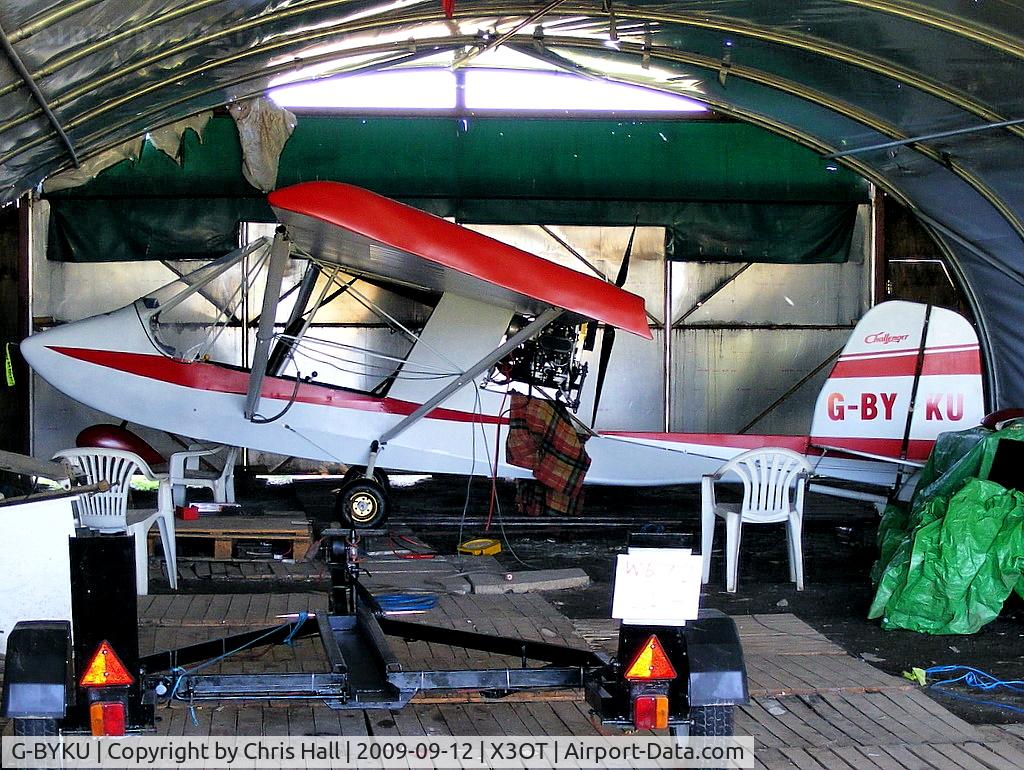 G-BYKU, 1998 Quad City Challenger II UK C/N PFA 177A-13252, Staffordshire Aero Club's 25th anniversary fly-in
