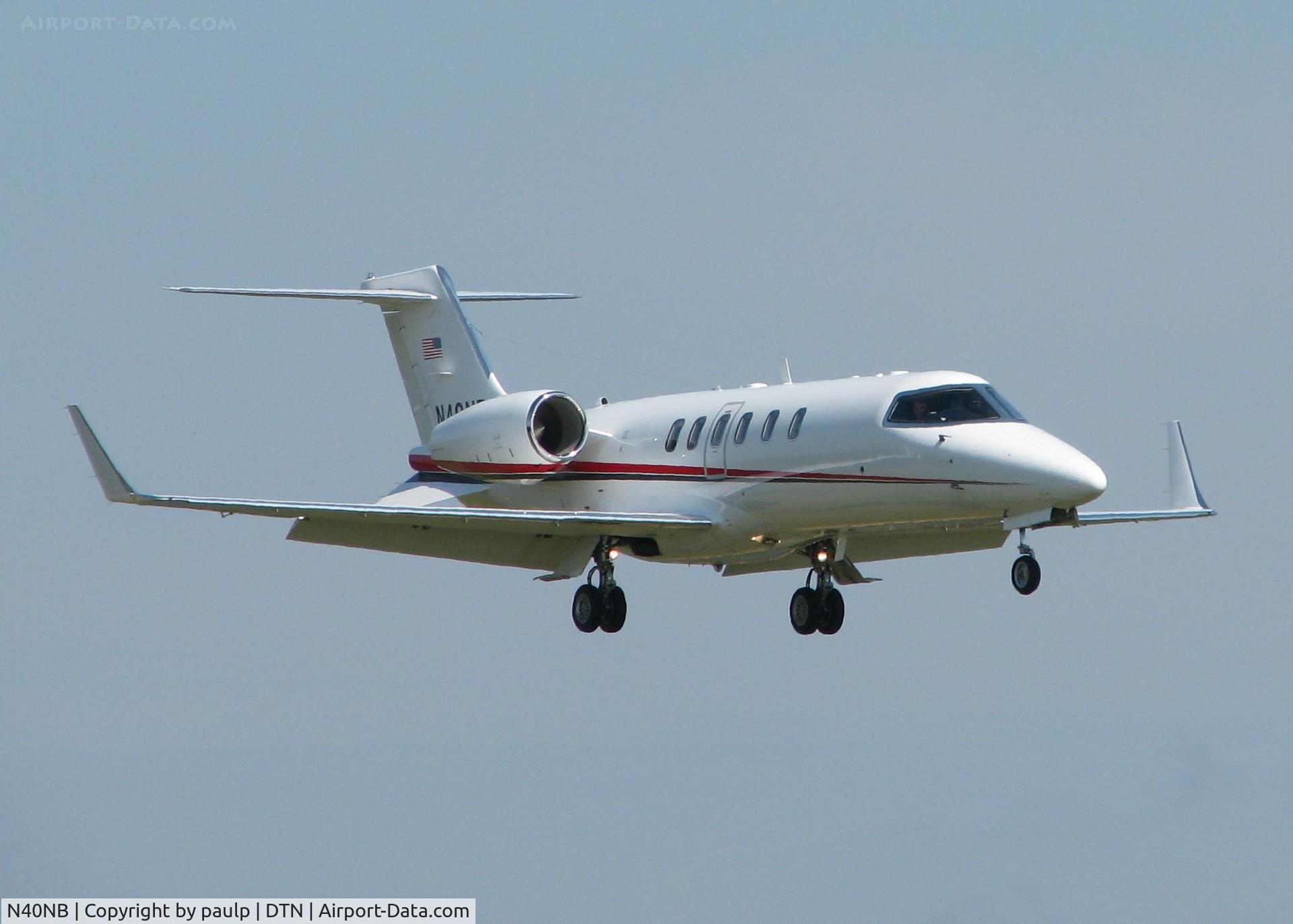 N40NB, 2007 Learjet Inc 45 C/N 2087, Landing at the Shreveport Downtown airport.