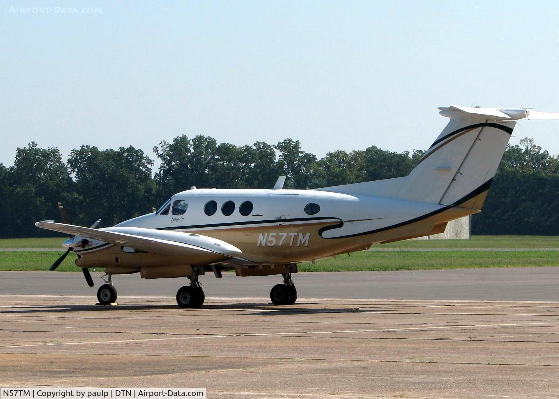 N57TM, 1980 Beech F90 King Air C/N LA-34, At Downtown Shreveport.