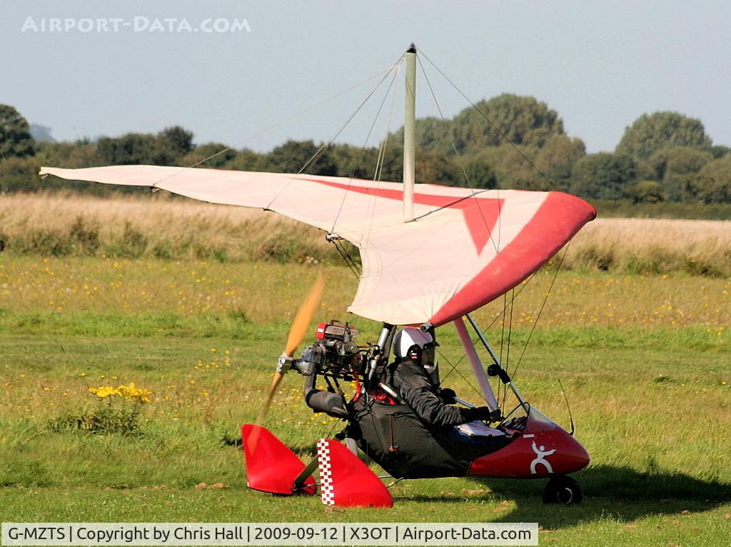 G-MZTS, 1988 Aerial Arts Chaser S 447 C/N CH703, Staffordshire Aero Club's 25th anniversary fly-in