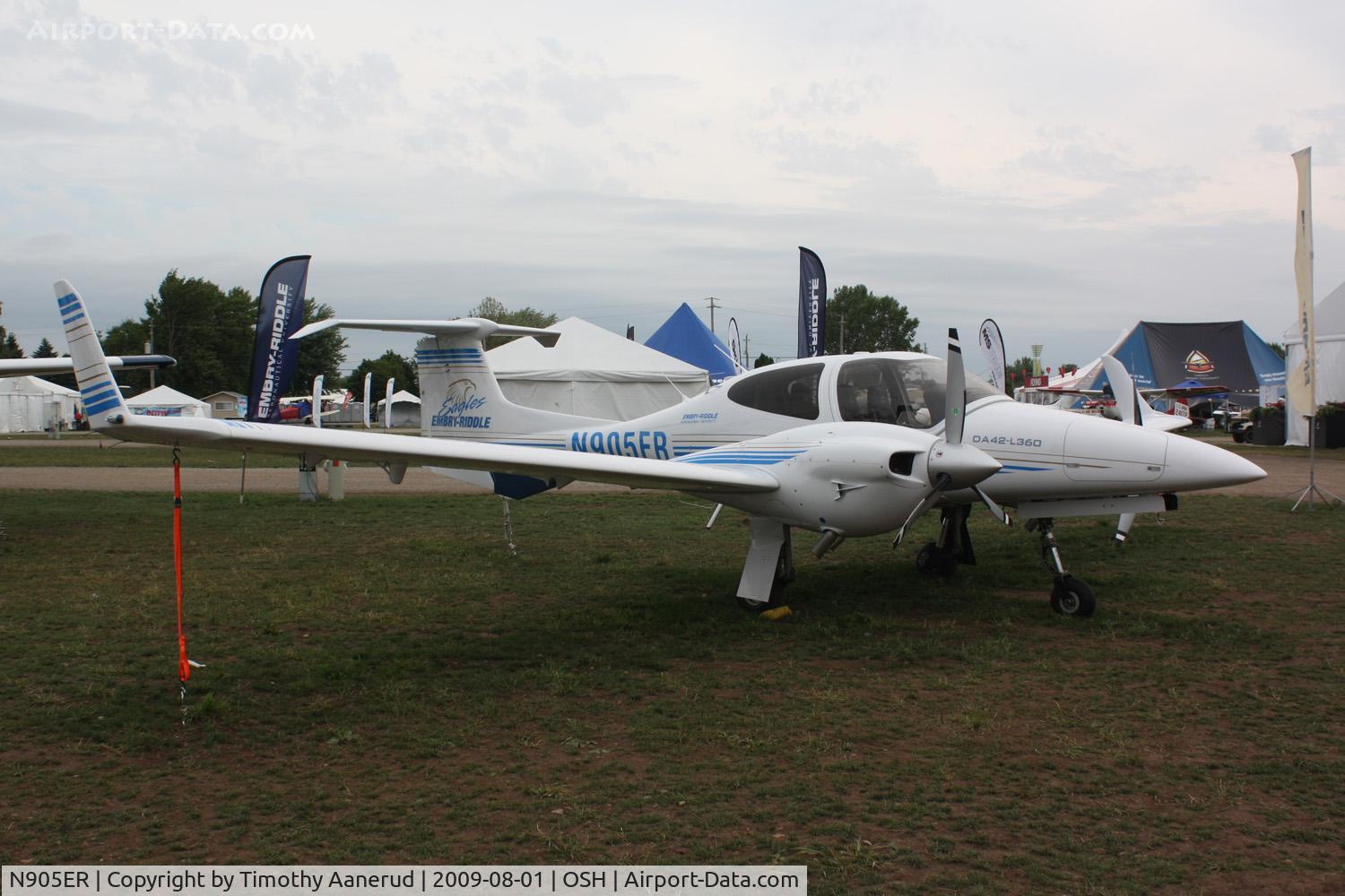 N905ER, Diamond DA-42 Twin Star C/N 42.277, Diamond DA-42-L360