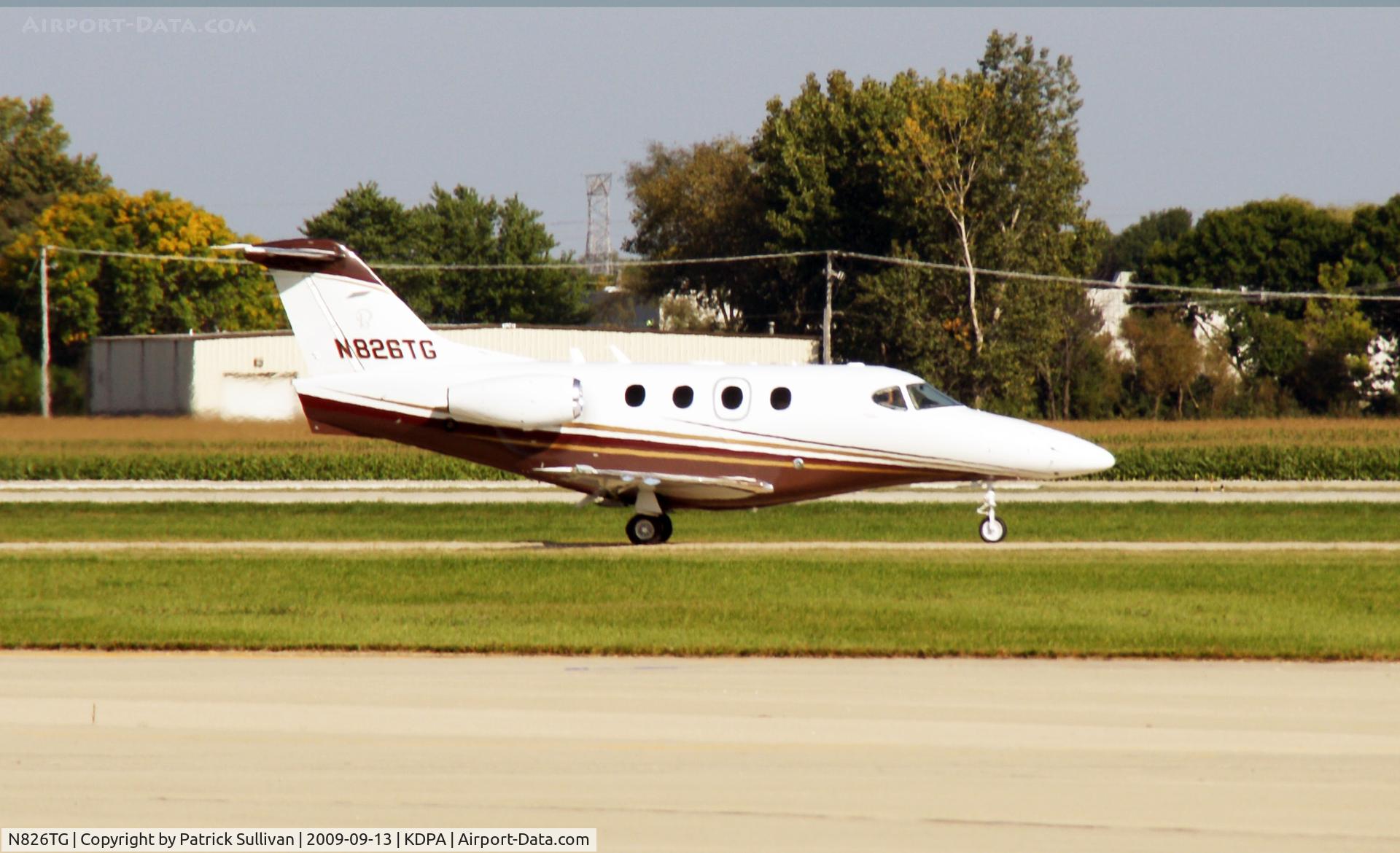 N826TG, 2009 Hawker Beechcraft Corp 390 C/N RB-258, Taxi to 2L, DuPage Airport