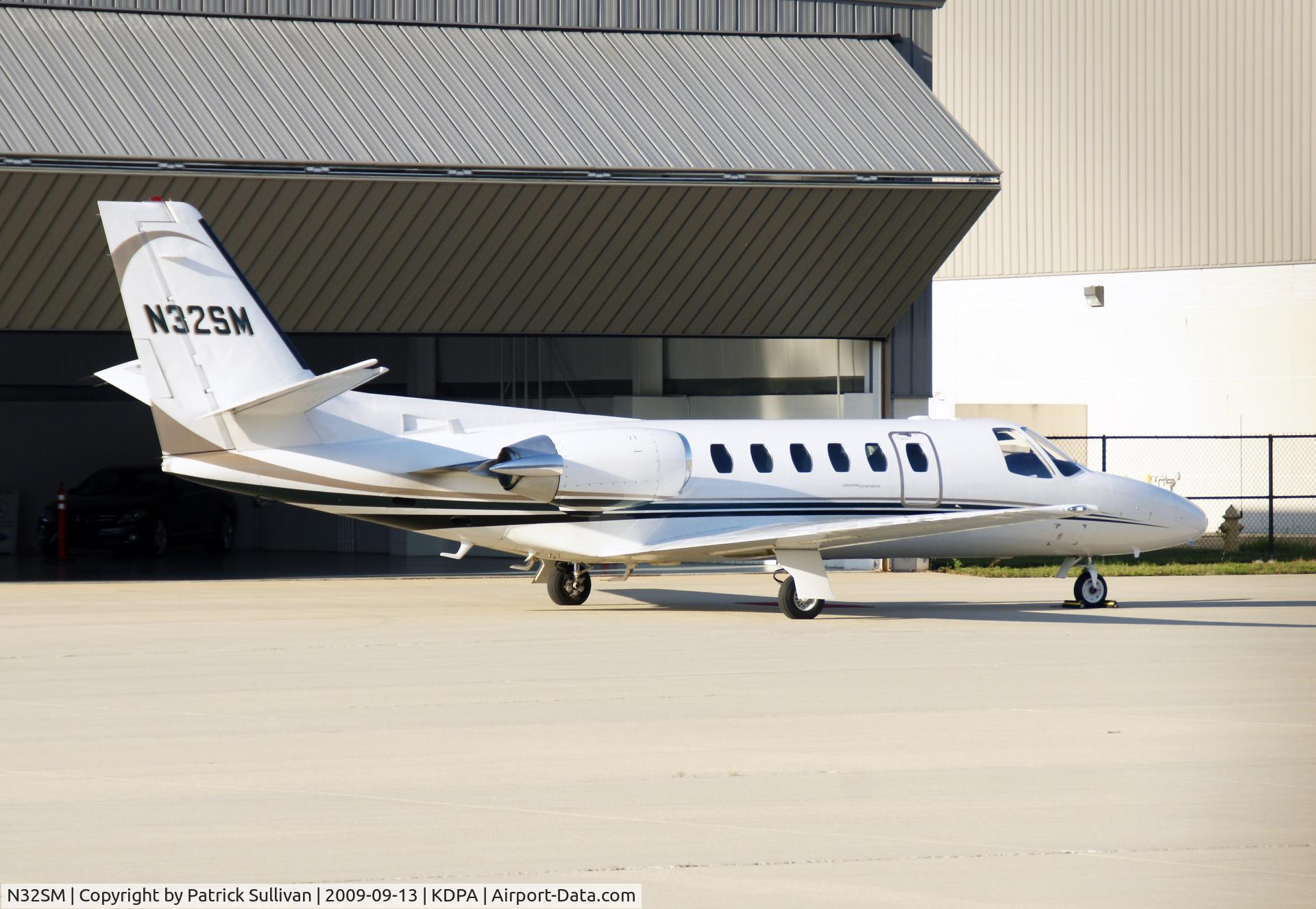 N32SM, 1983 Cessna 550 Citation II C/N 550-0478, preflight, DuPage Airport