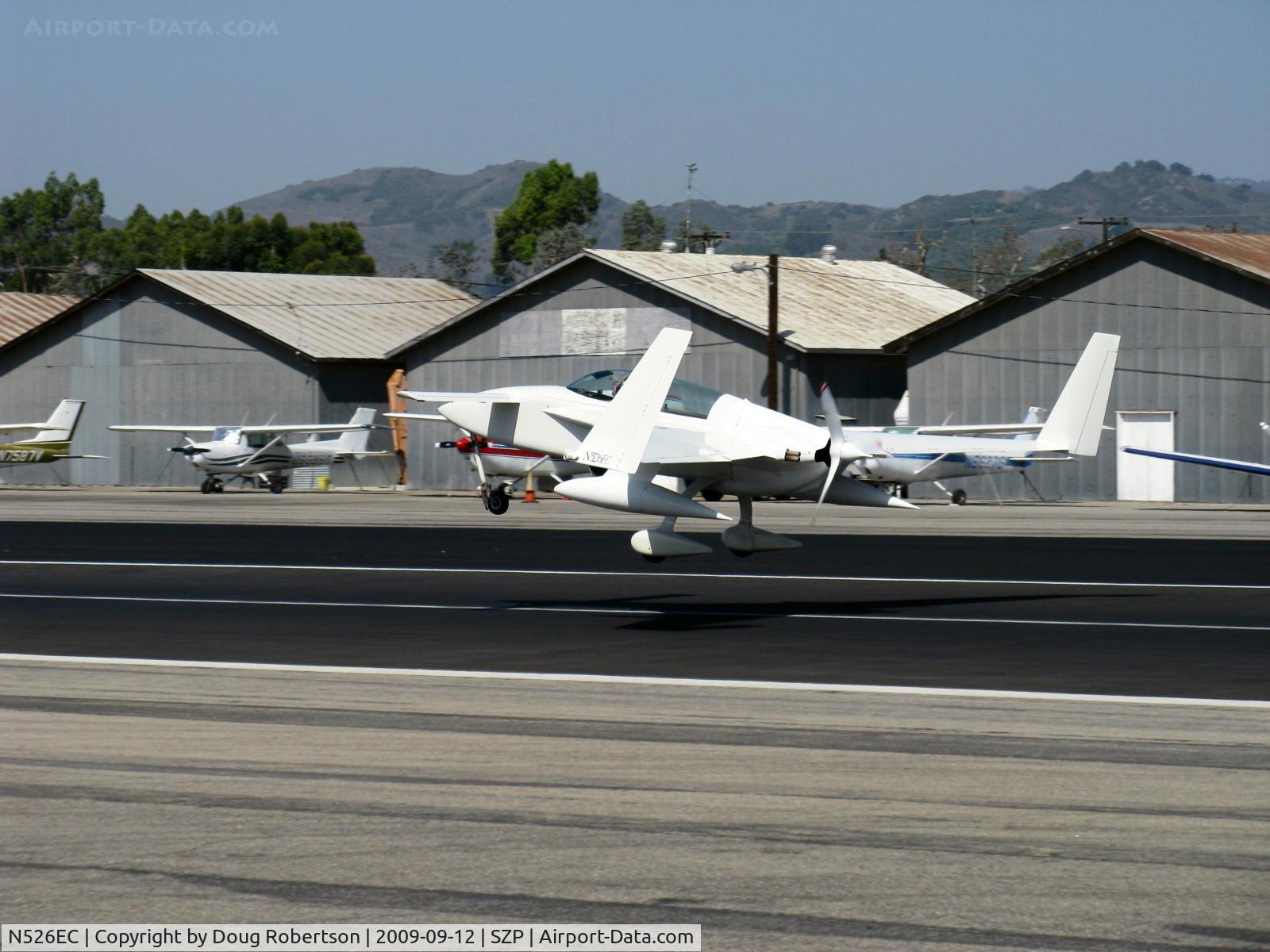N526EC, 1986 Rutan Long-EZ C/N 1689, 1986 Cobb LONG EZ, Lycoming O-320 pusher, landing Rwy 22