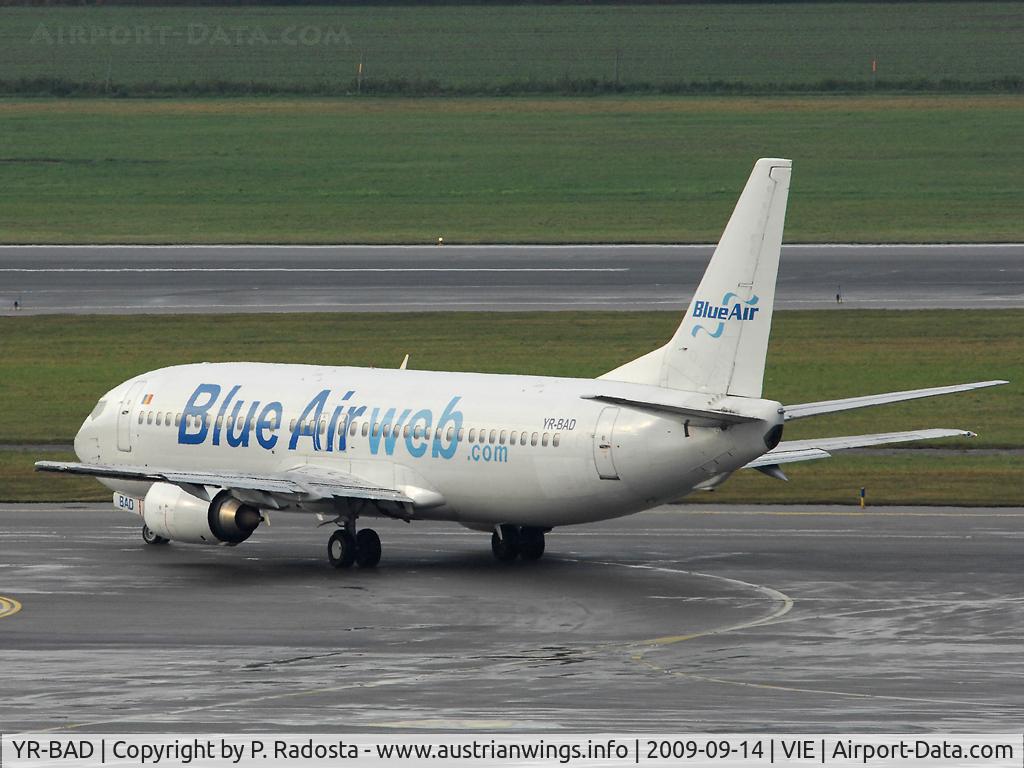 YR-BAD, 1992 Boeing 737-4C9 C/N 25429, Probably the first visit of a Blue Air 737 at VIE - arriving as JOR 153 from Bucharest